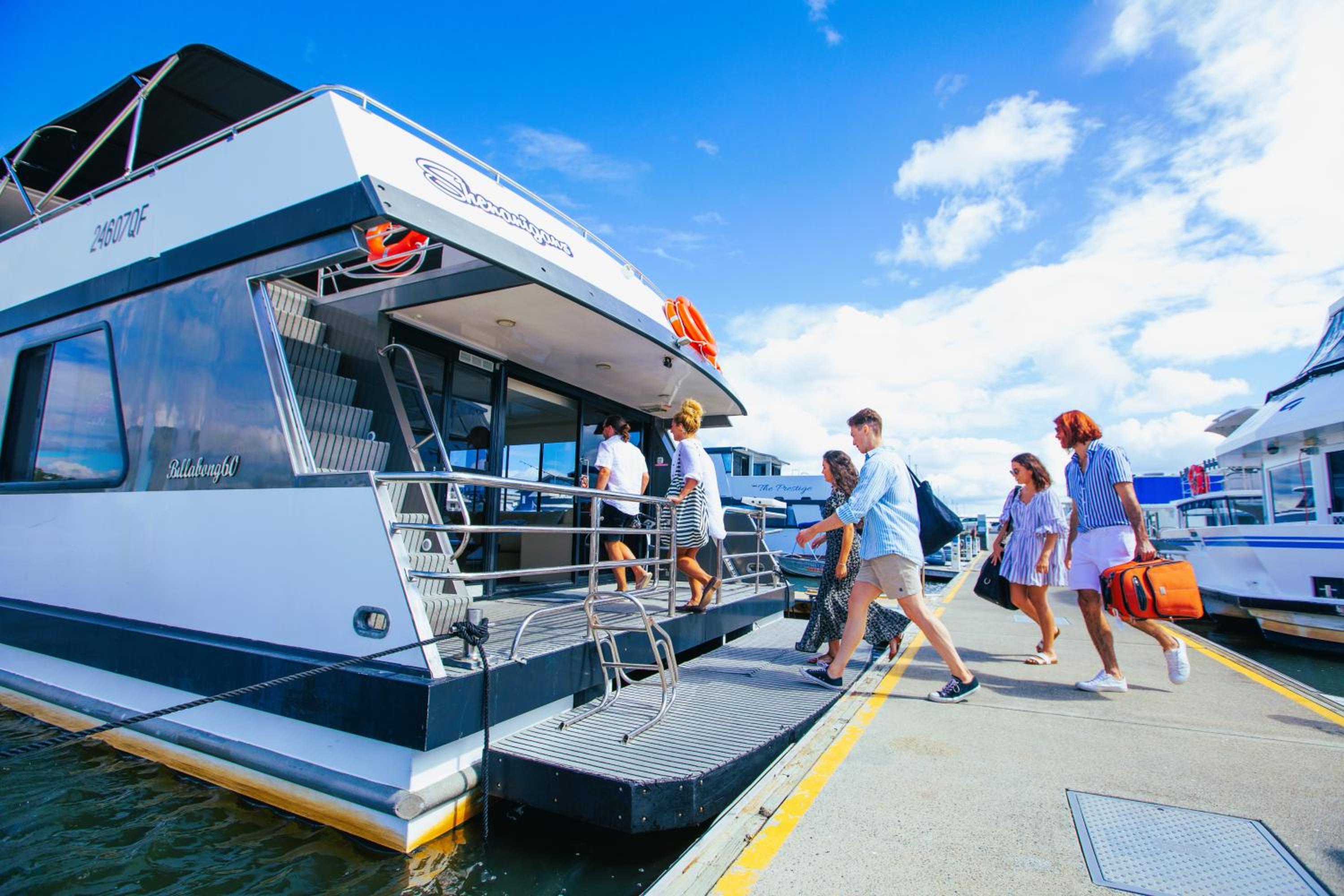 Coomera Houseboats