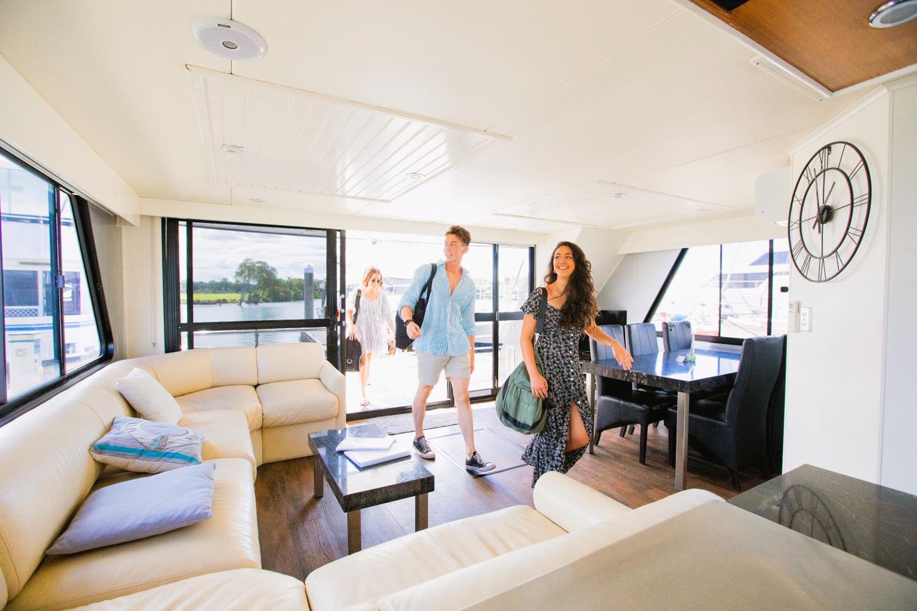 Coomera Houseboats