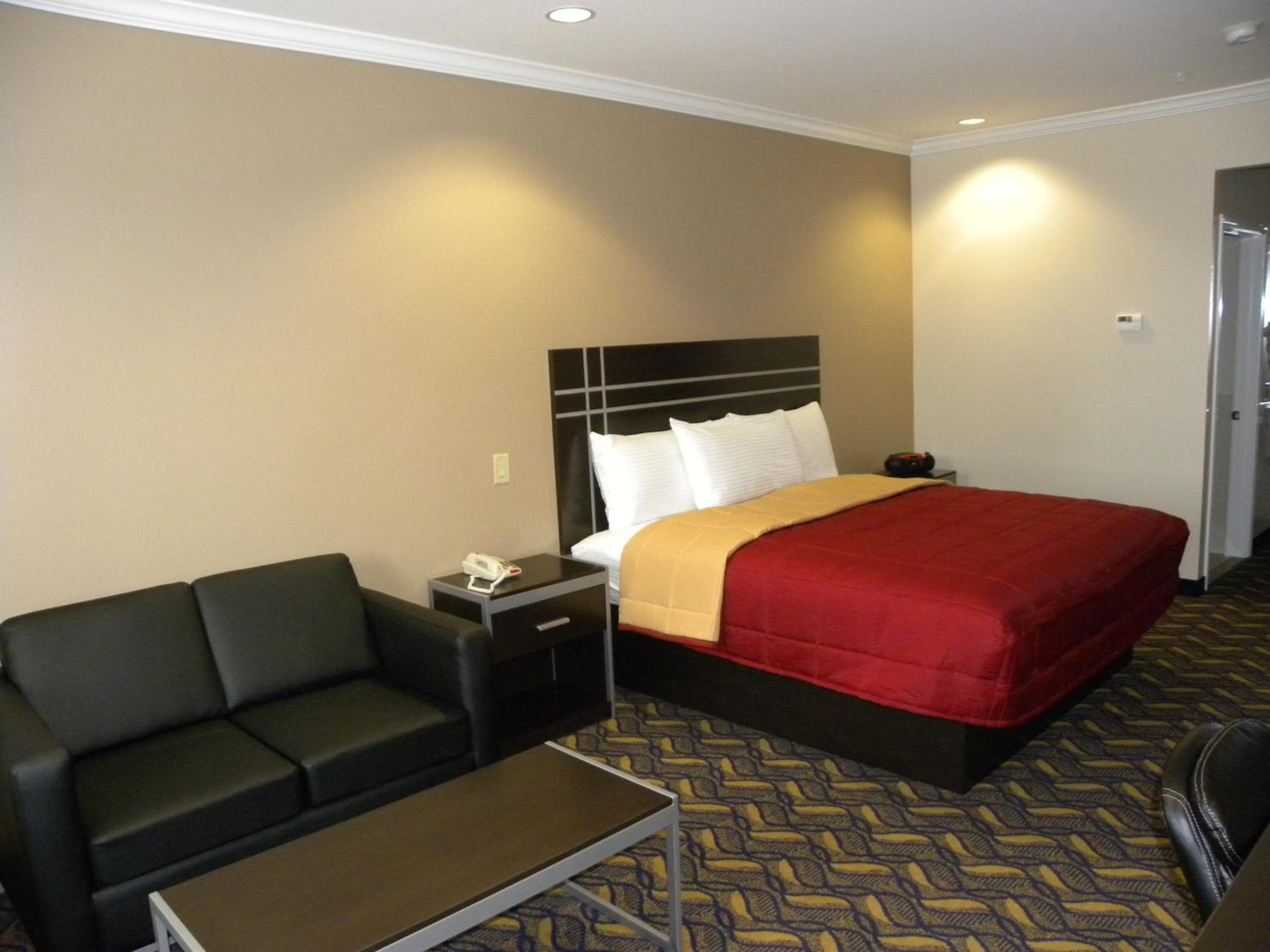 Palace Inn Kingwood - Property Image 14