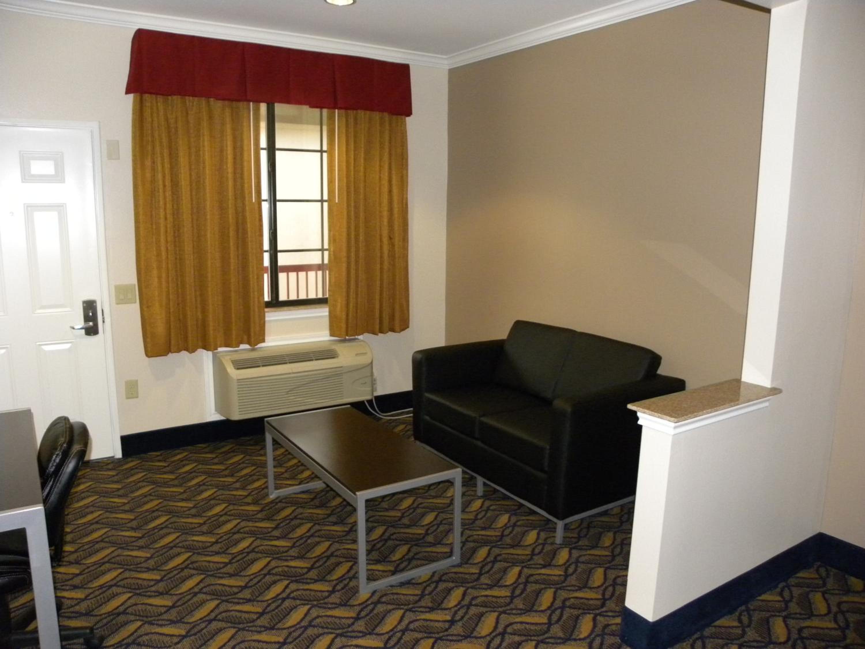 Palace Inn Kingwood - Property Image 13