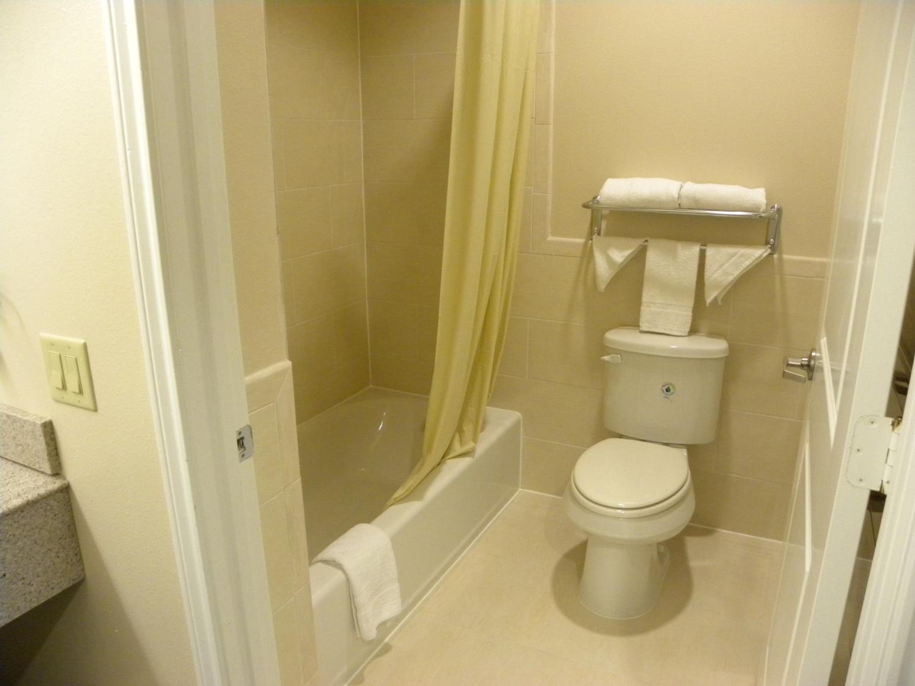 Palace Inn Kingwood - Property Image 12