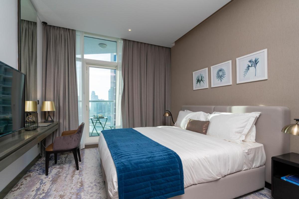 Vacay Lettings - Burj Khalifa & Canal view Studio at Damac Prive