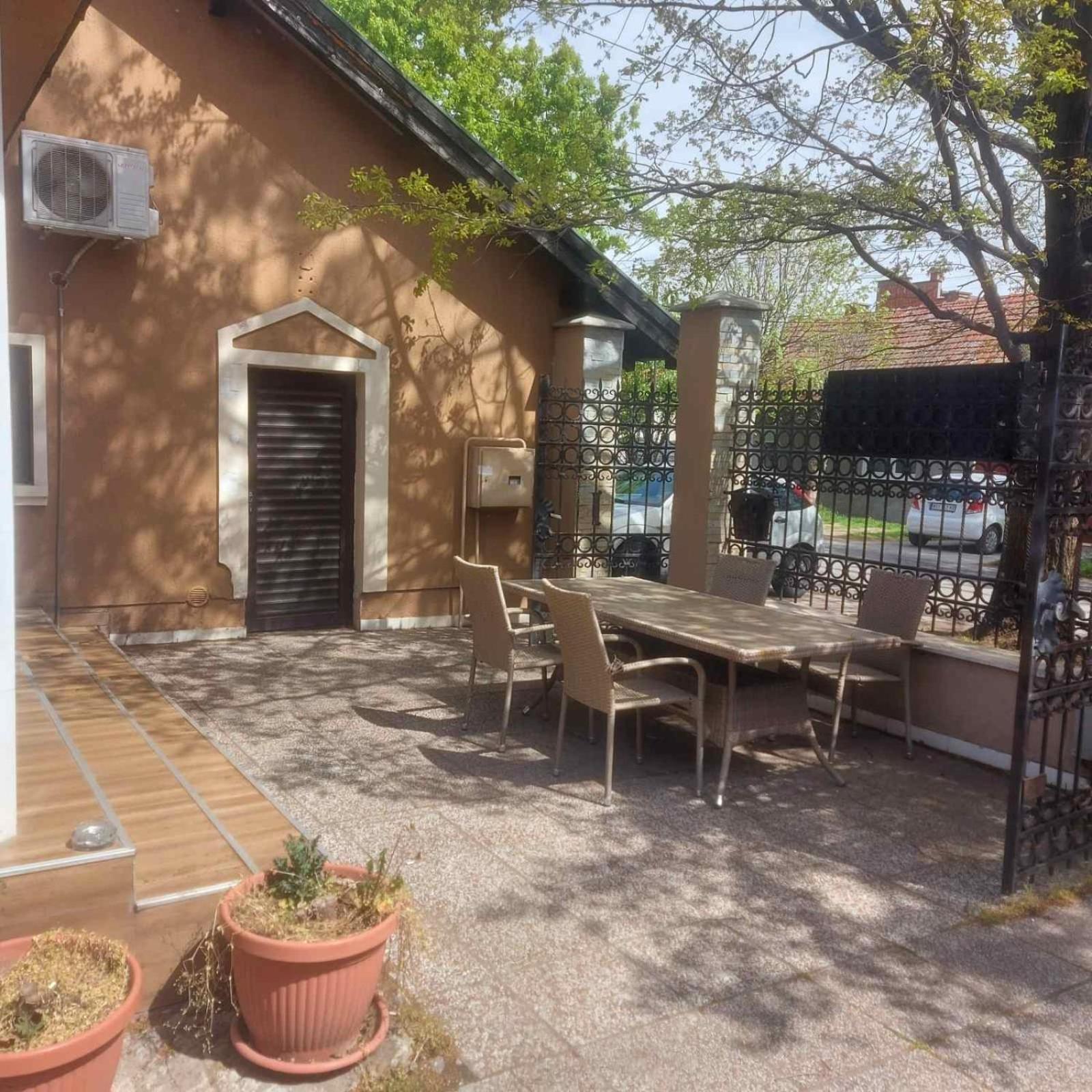 Photo 66
