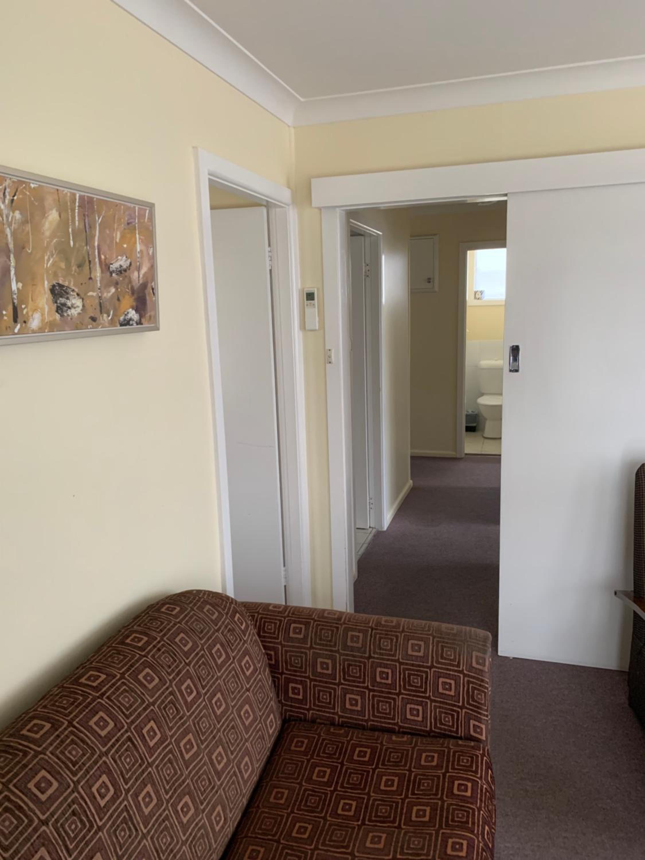 Titania Motel
