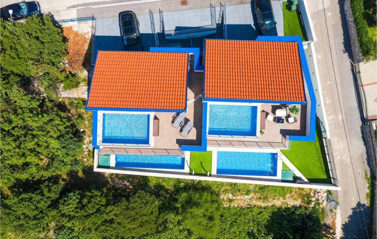 SeArenity Pool Suite - Seafront view 4