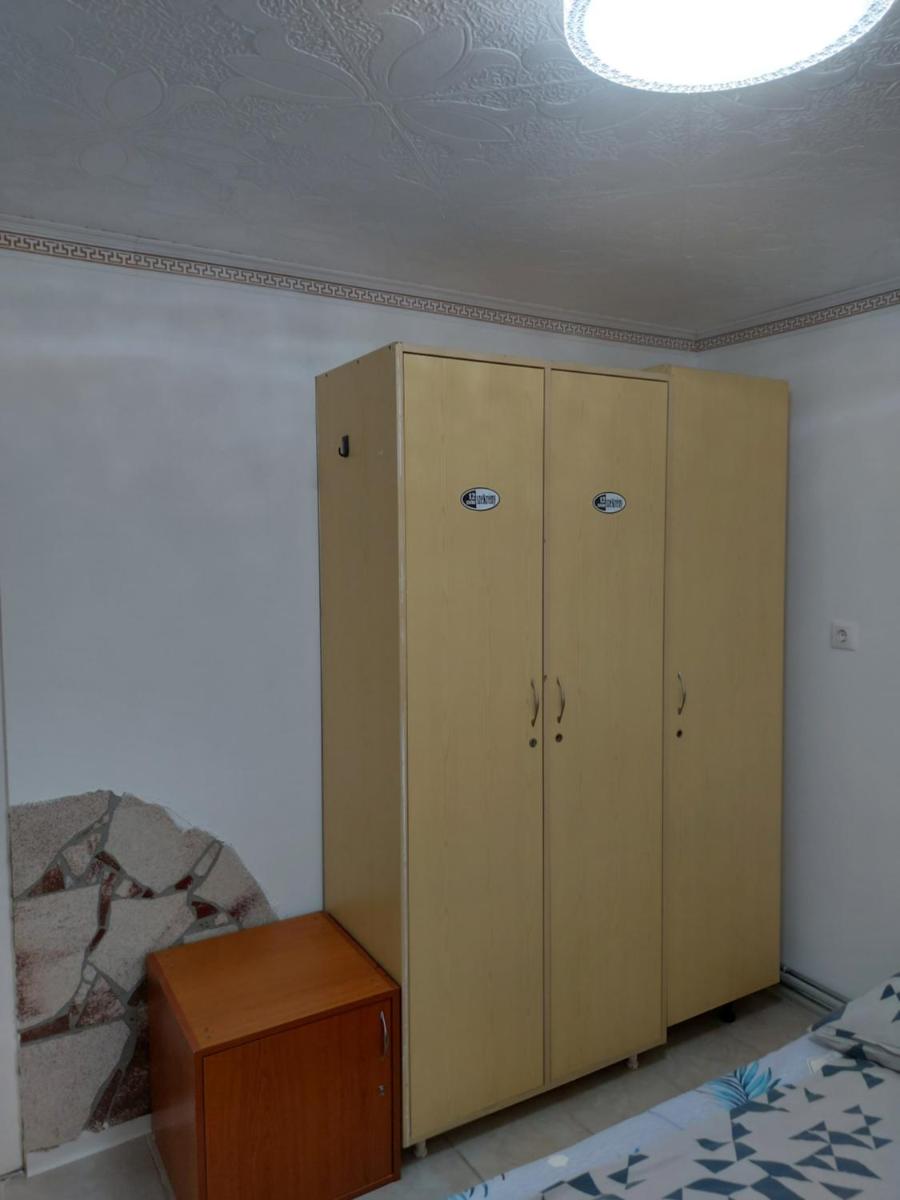 Photo 8