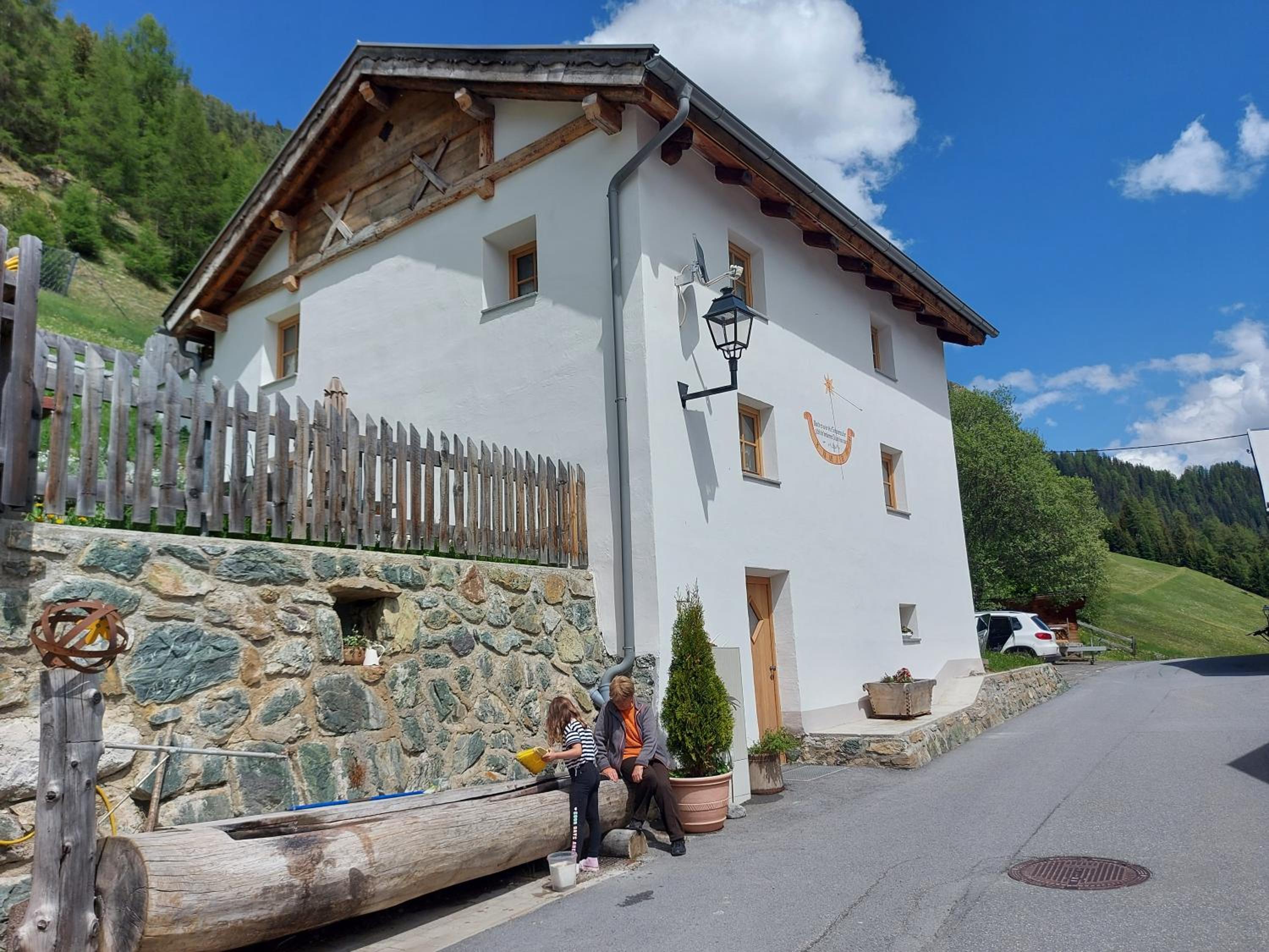 Haus Edelweiss Alpine Chalet near Samnaun