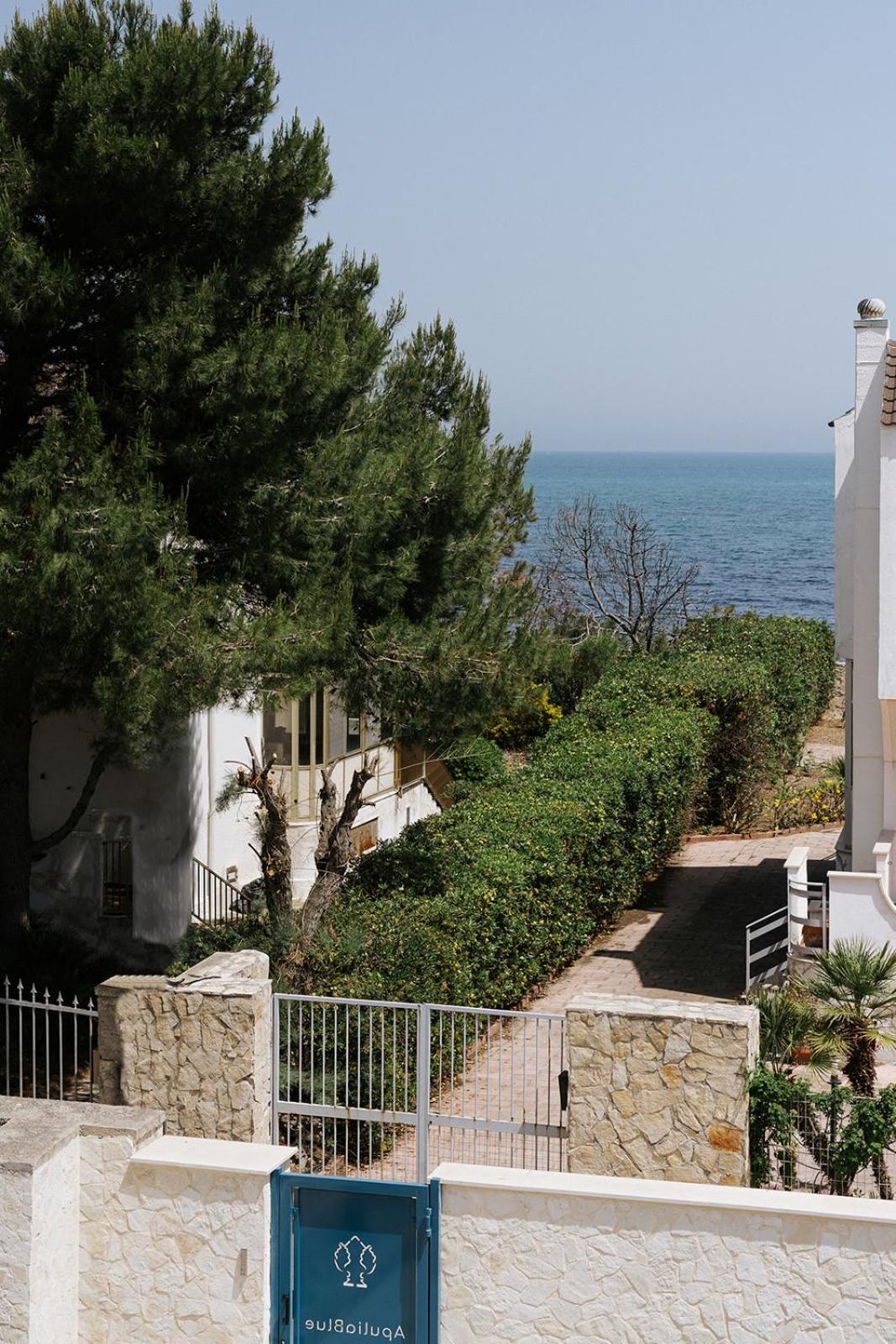 APULIA BLUE APARTEMENTS & B&B view 2