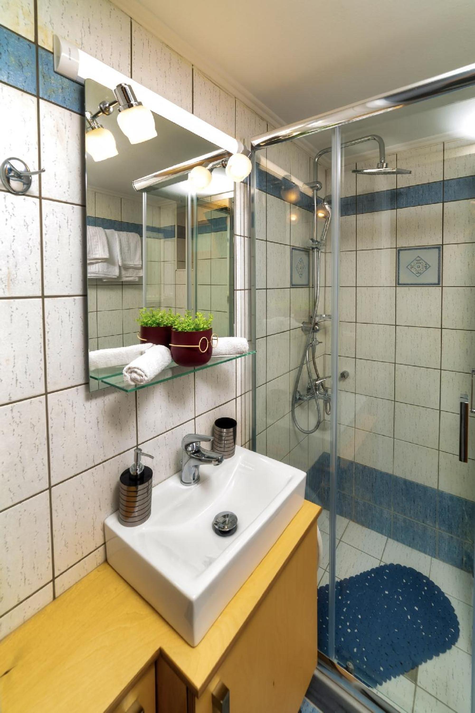 Photo 60