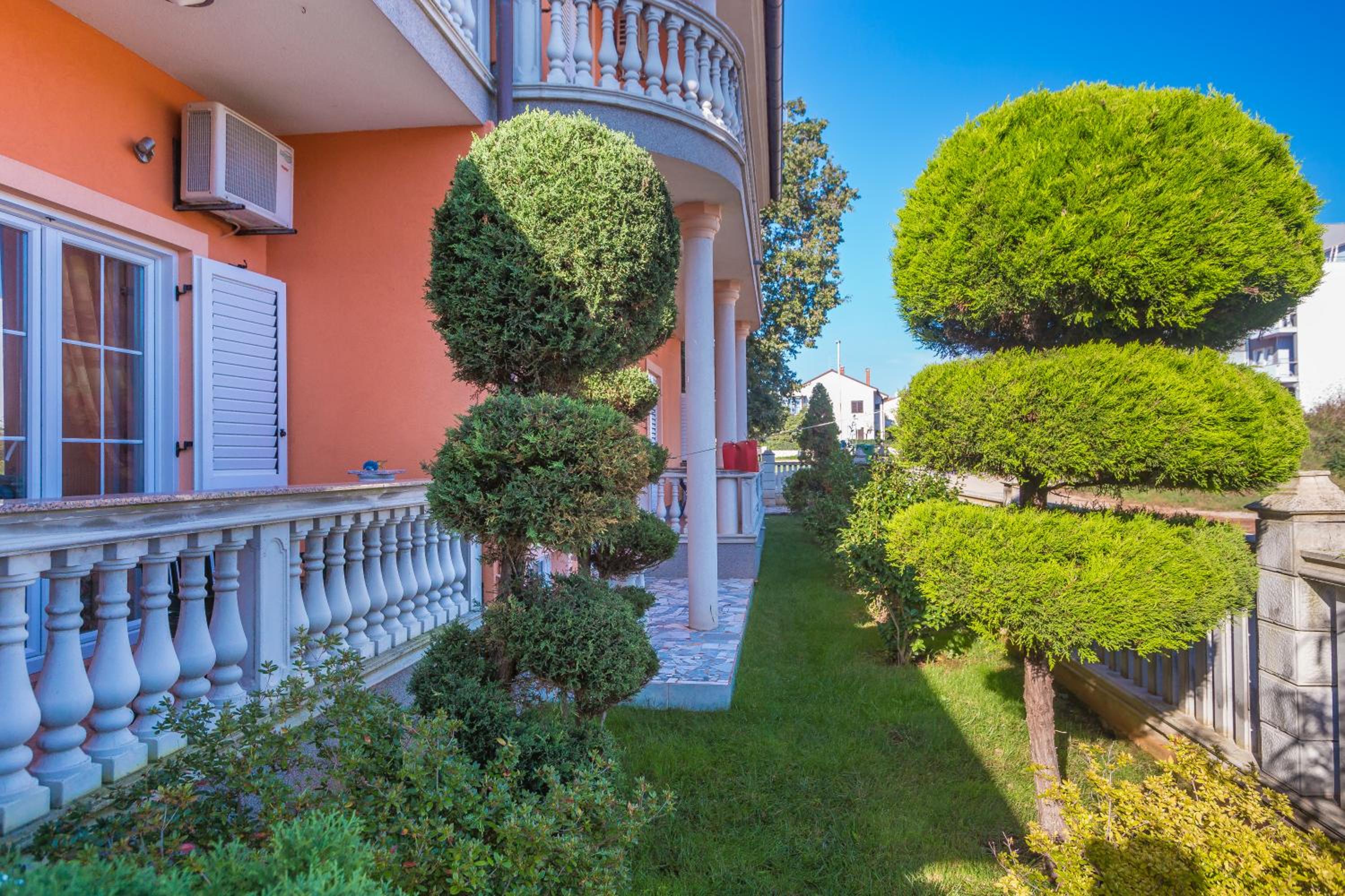 Marco Polo view 2