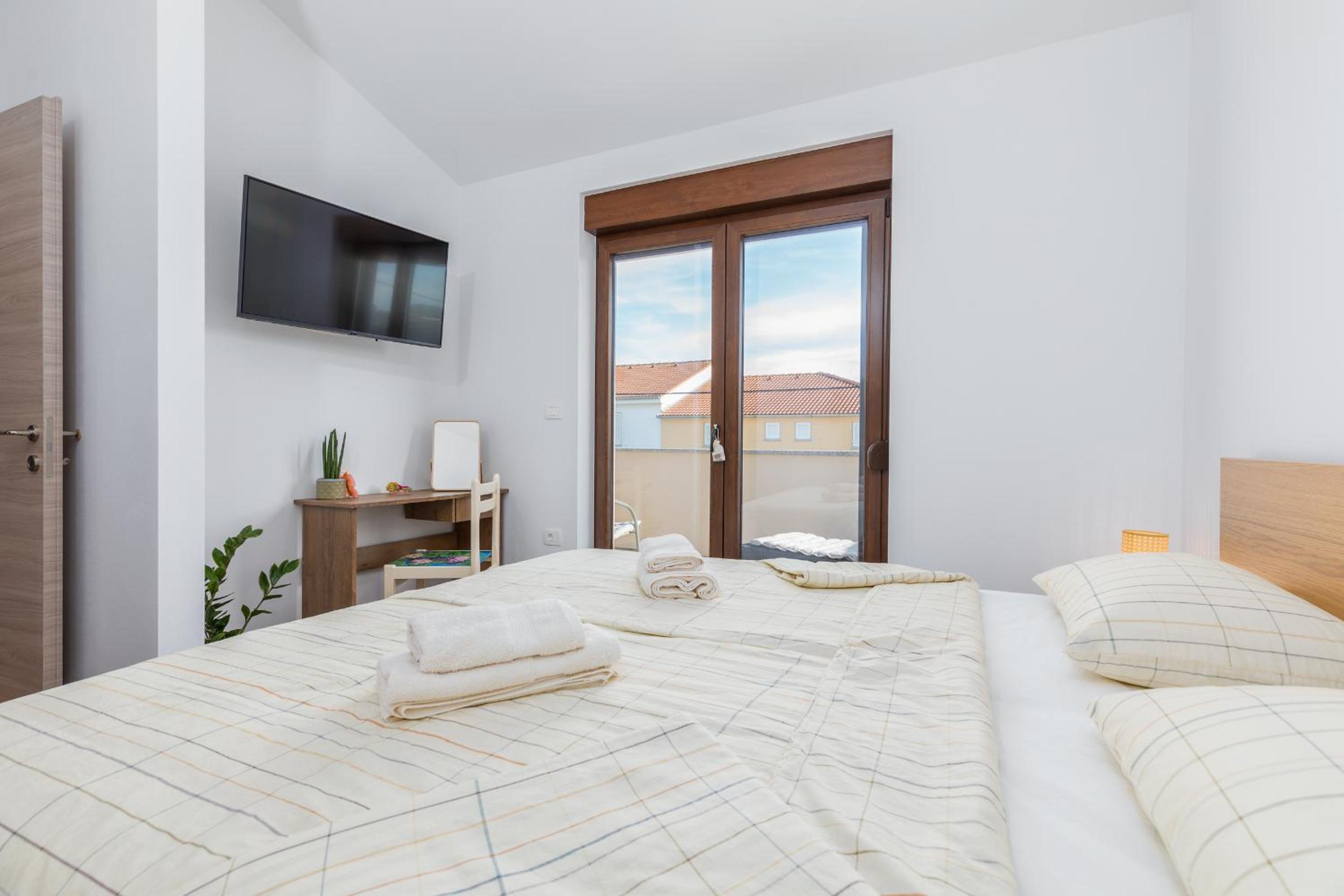 Rental house Nada view 2
