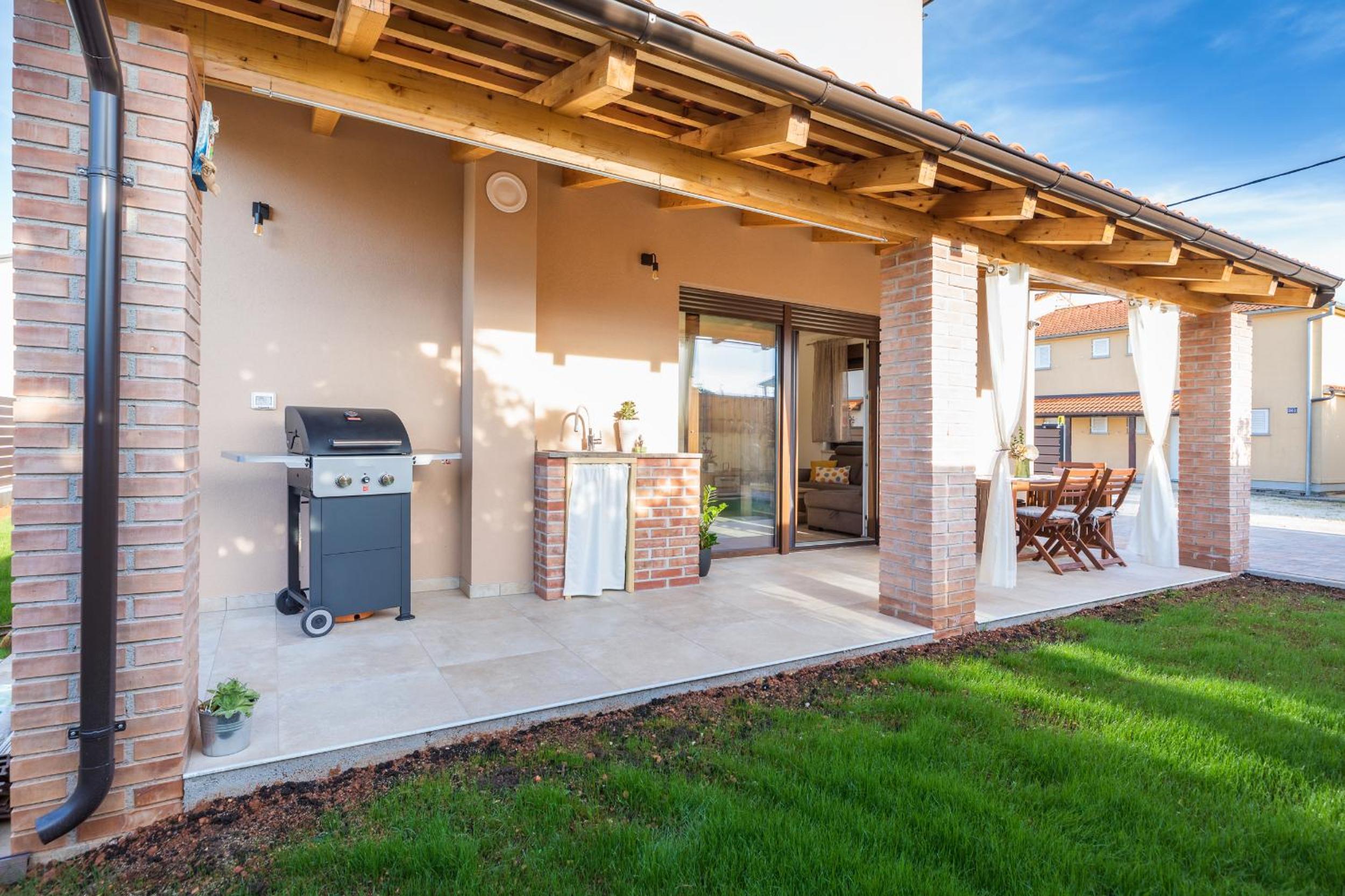 Photo 35