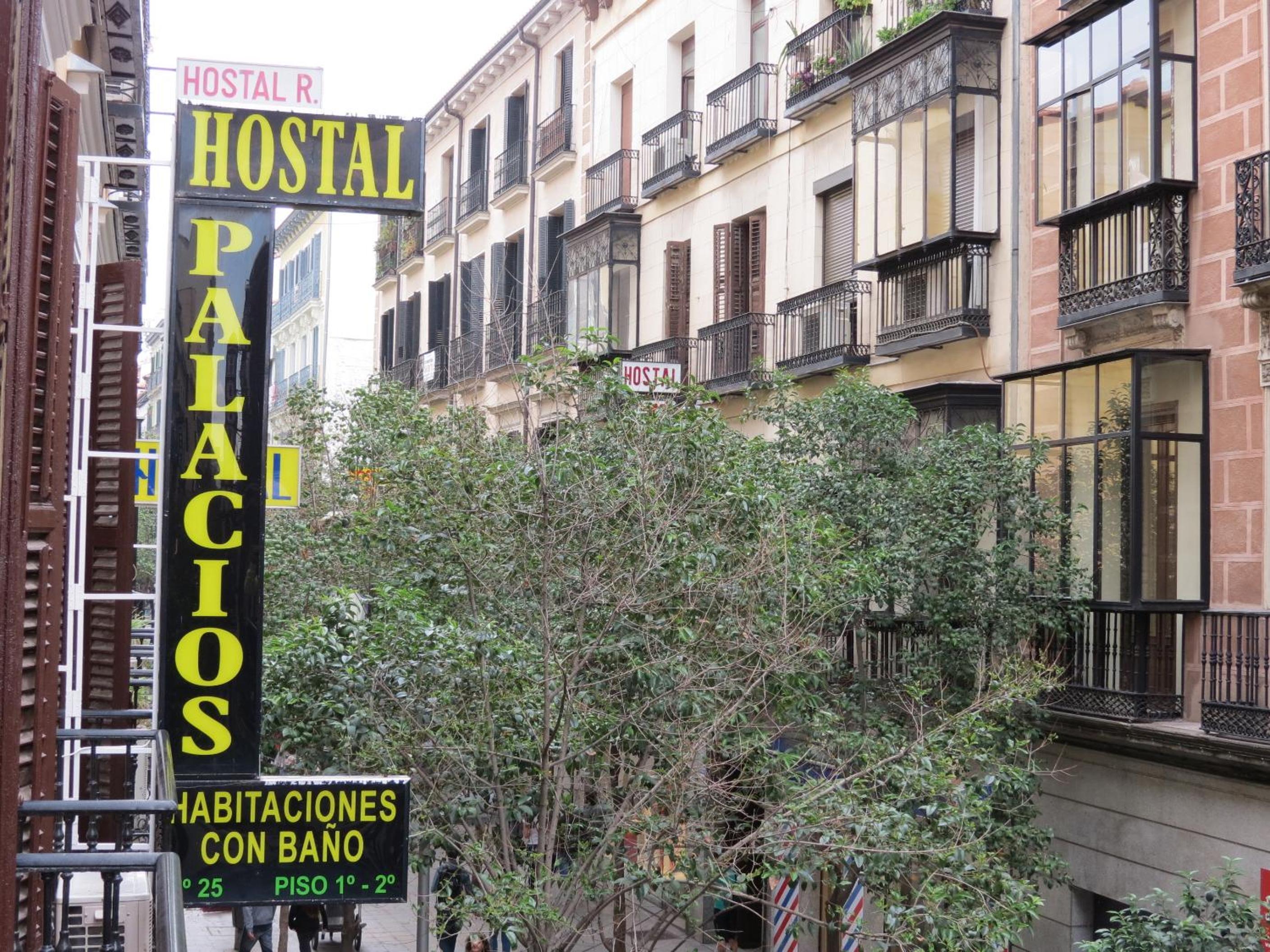 Hostal Palacios Fuencarral-0
