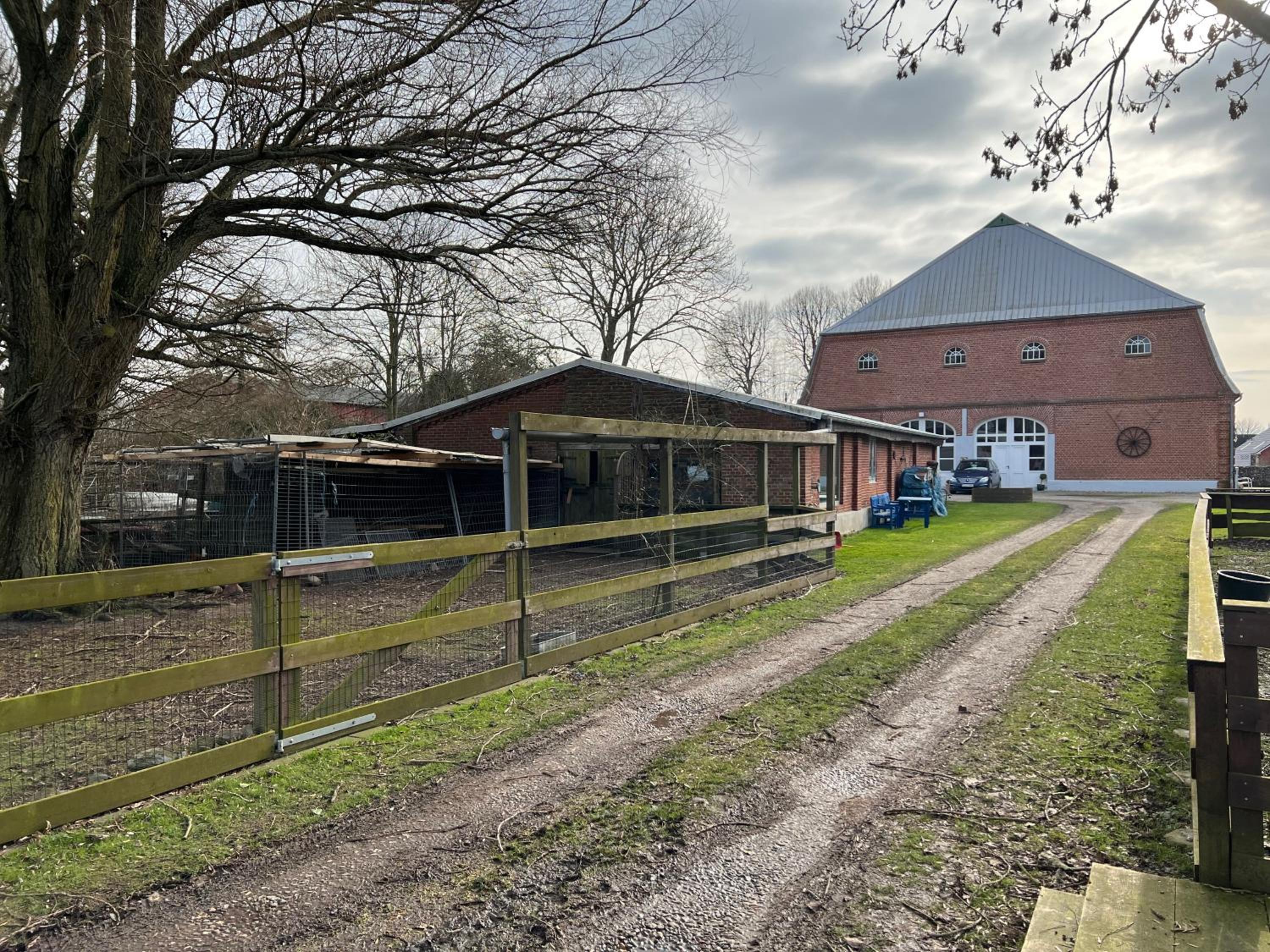 Ferienhof Landlord view 2