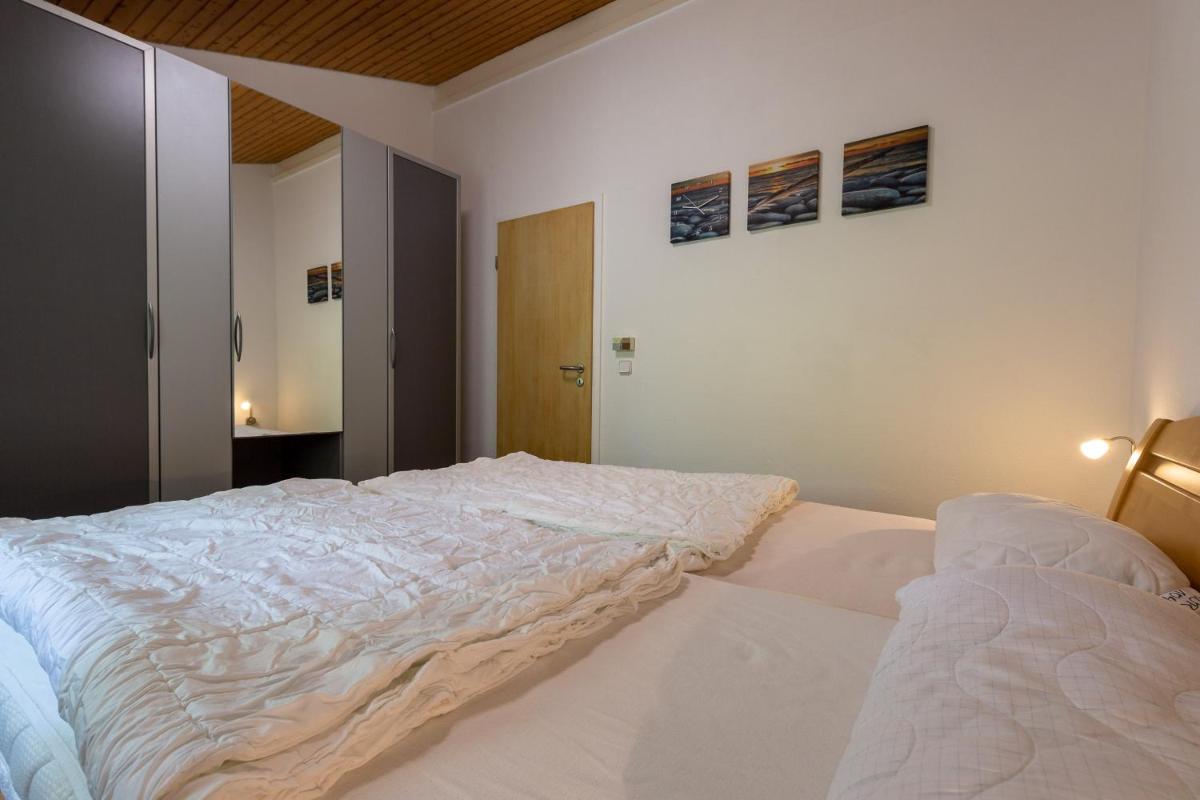 Ferienwohnpark Immenstaad am Bodensee Satteldachhaus Typ 10 SDR 104