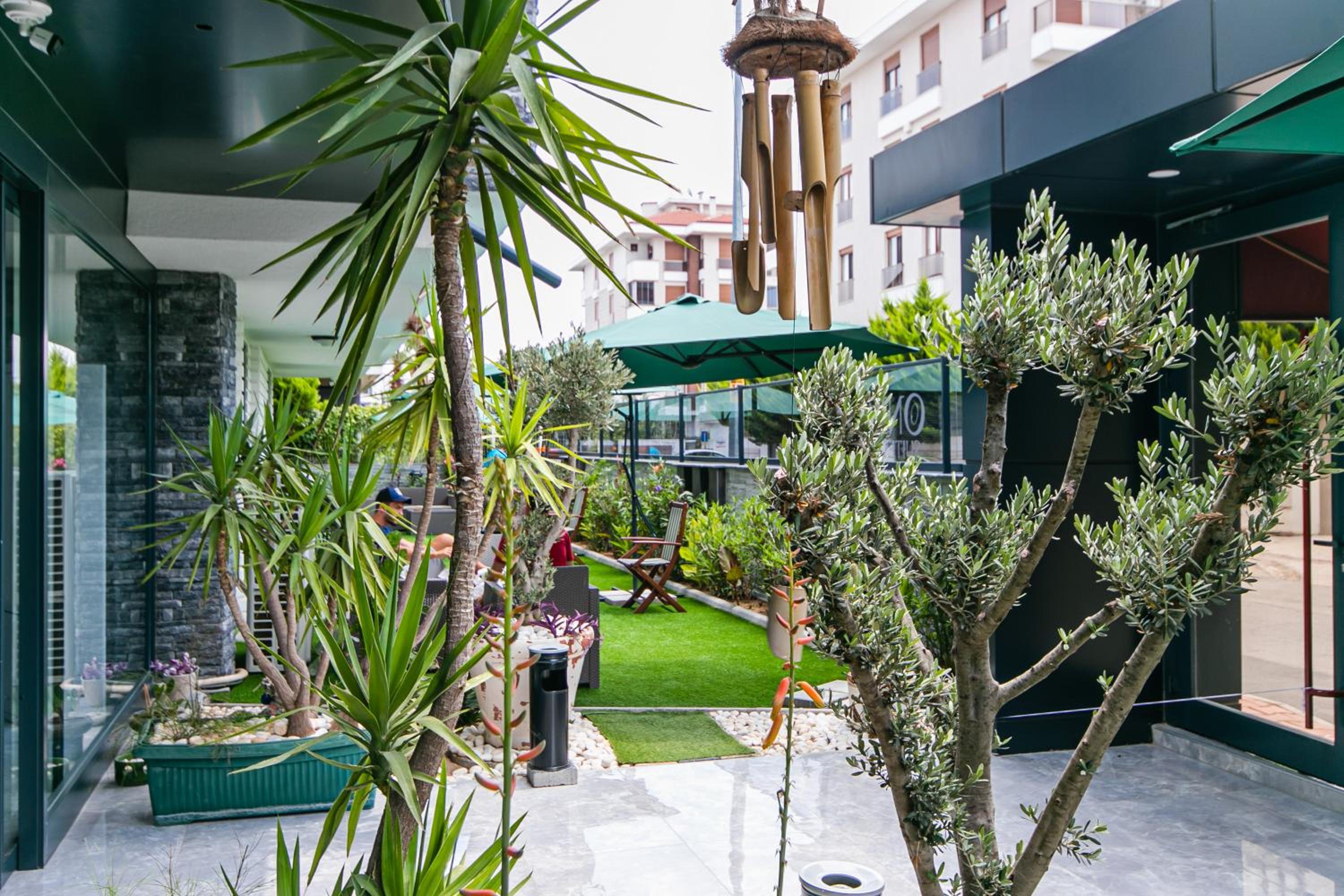 Oniks Comfort Suites - Image 63