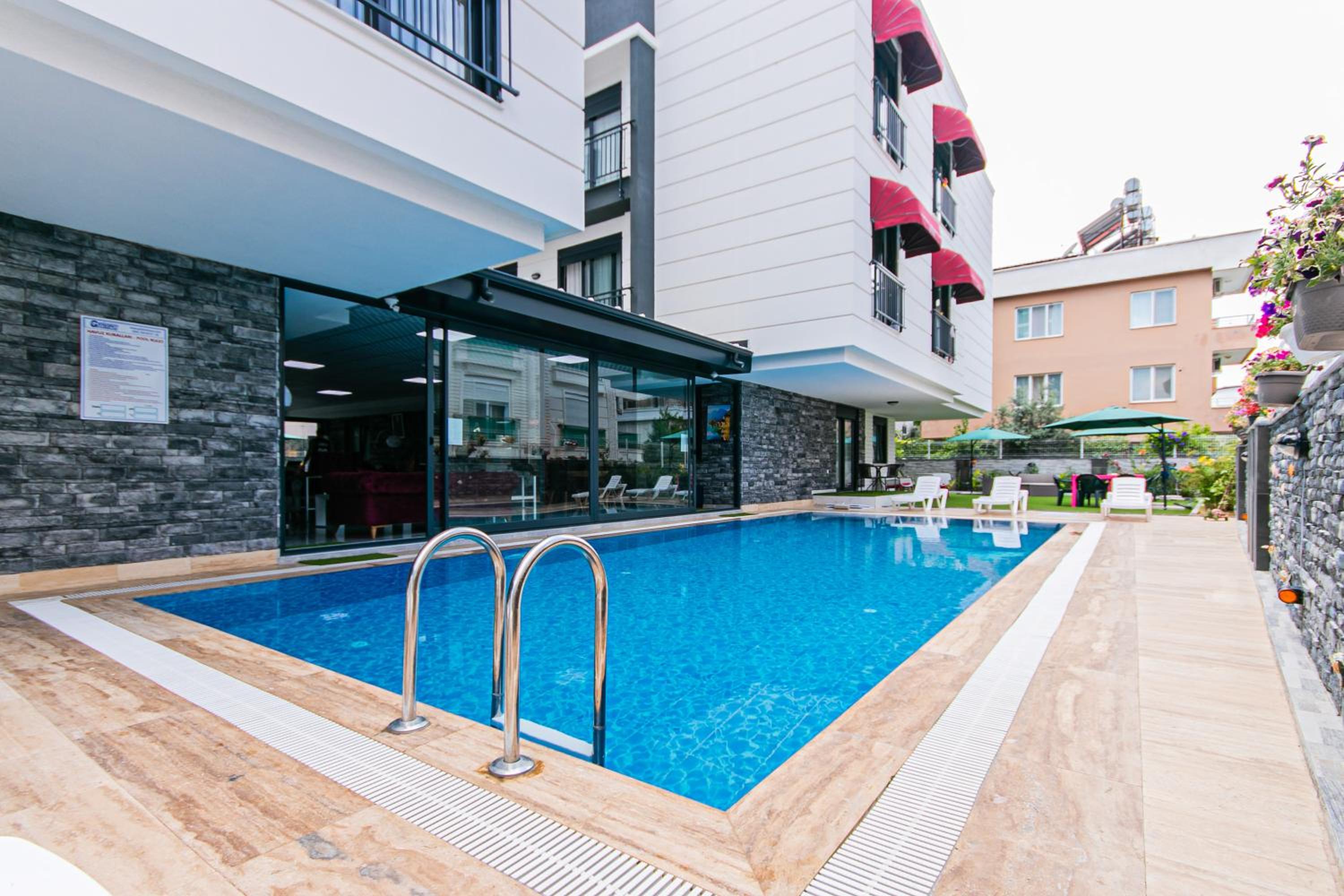 Oniks Comfort Suites - Image 8