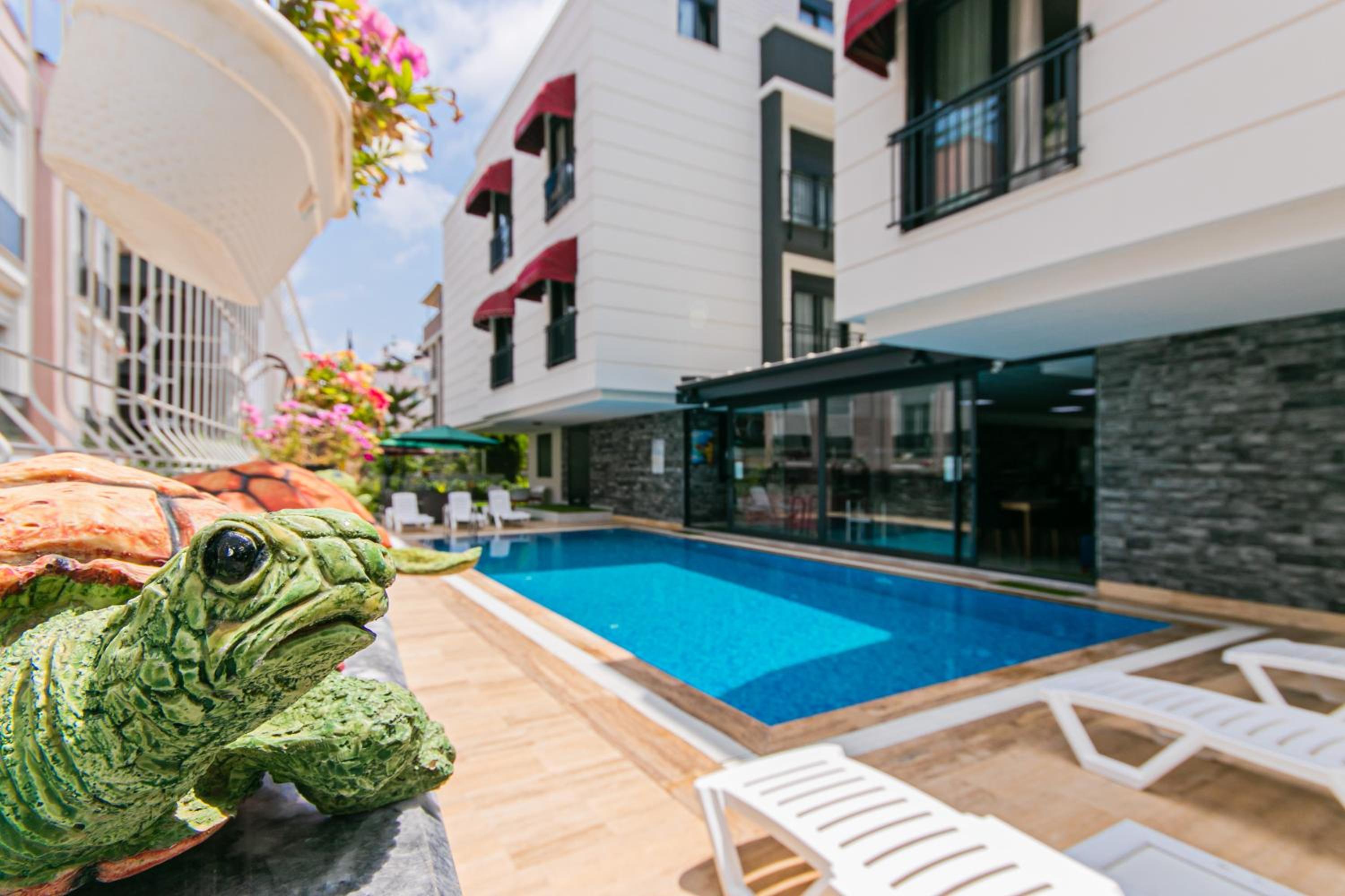 Oniks Comfort Suites - Image 69