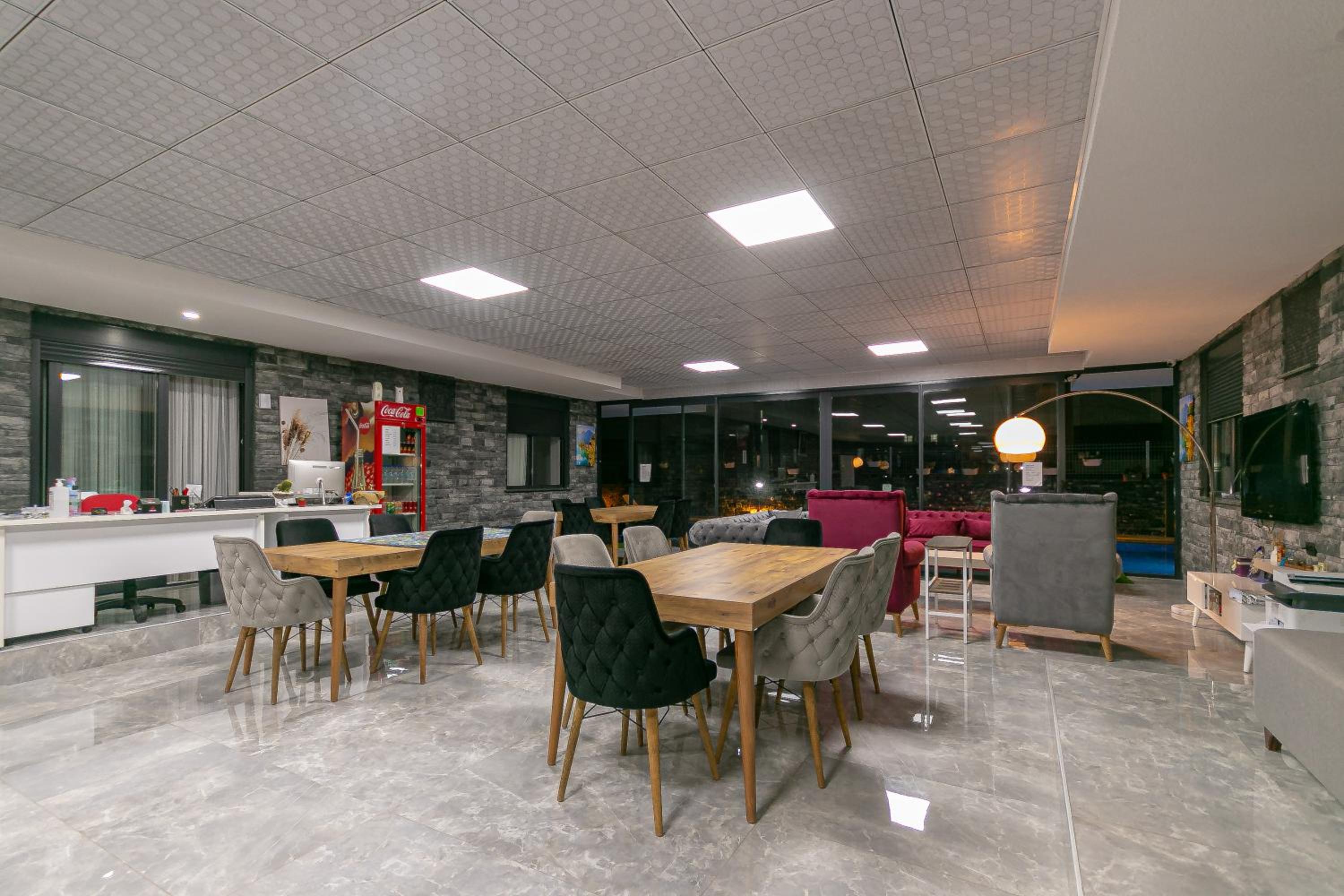 Oniks Comfort Suites - Image 28