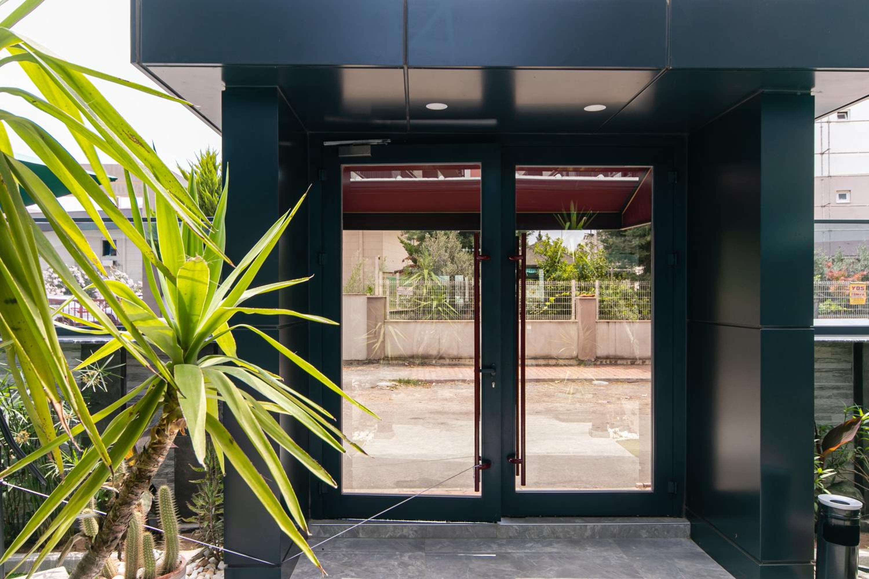 Oniks Comfort Suites - Image 30