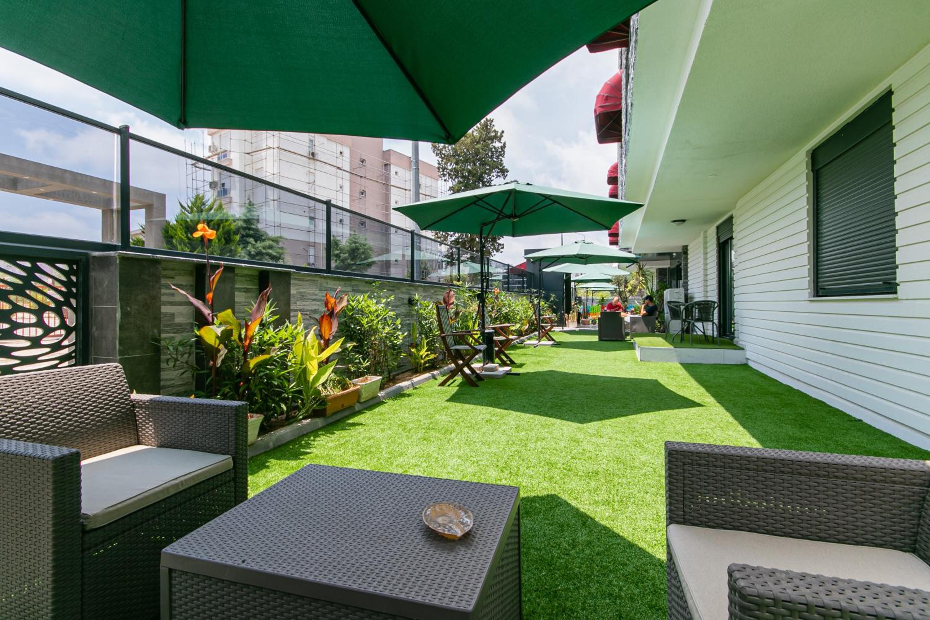 Oniks Comfort Suites - Image 35