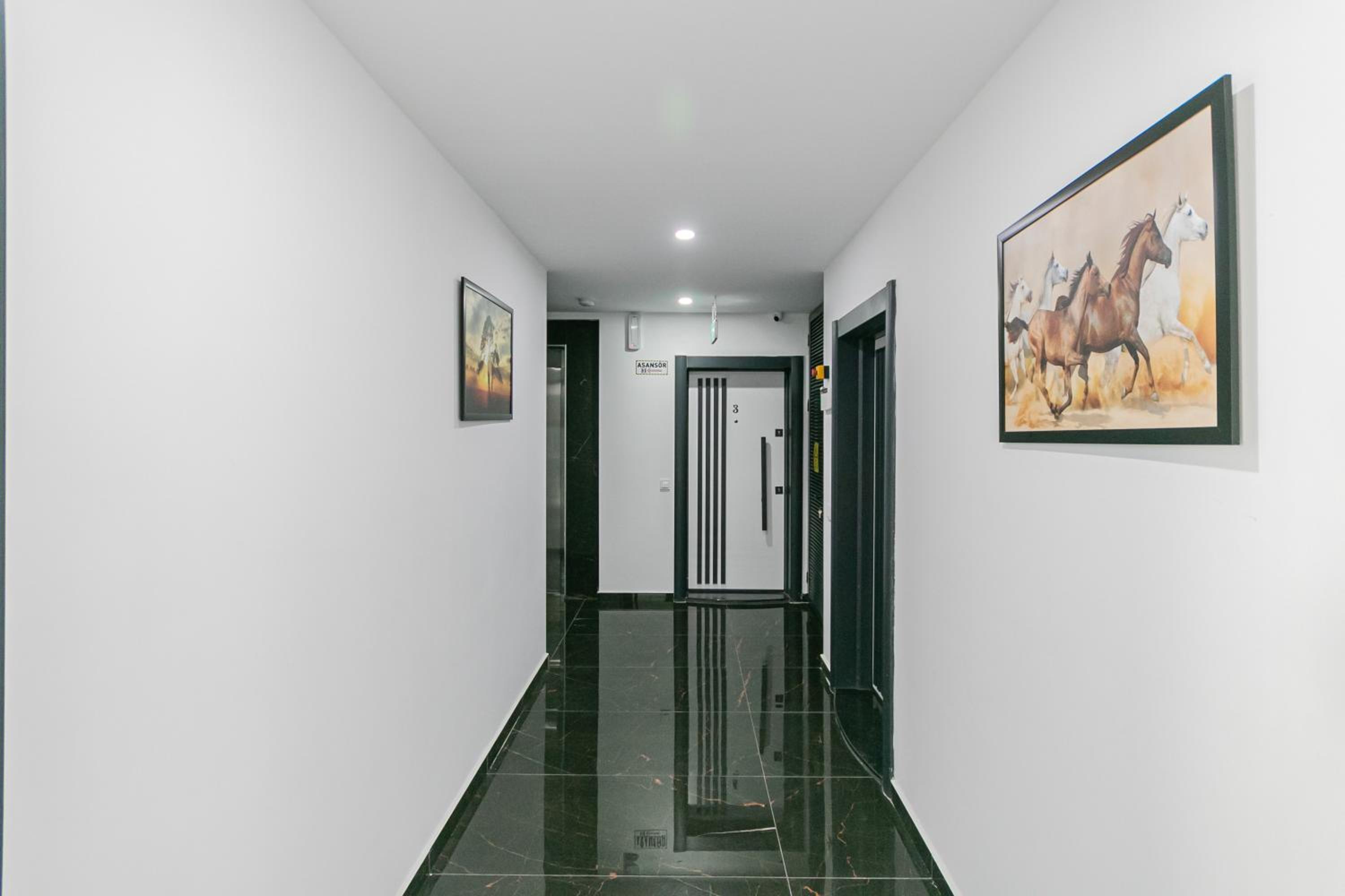 Oniks Comfort Suites - Image 36