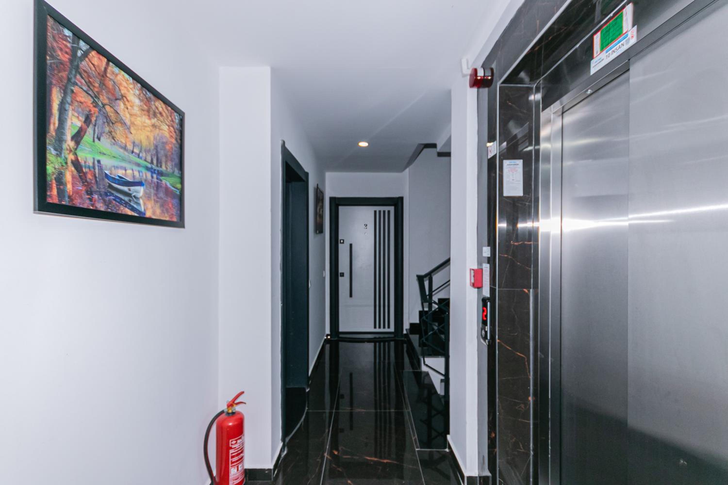 Oniks Comfort Suites - Image 38