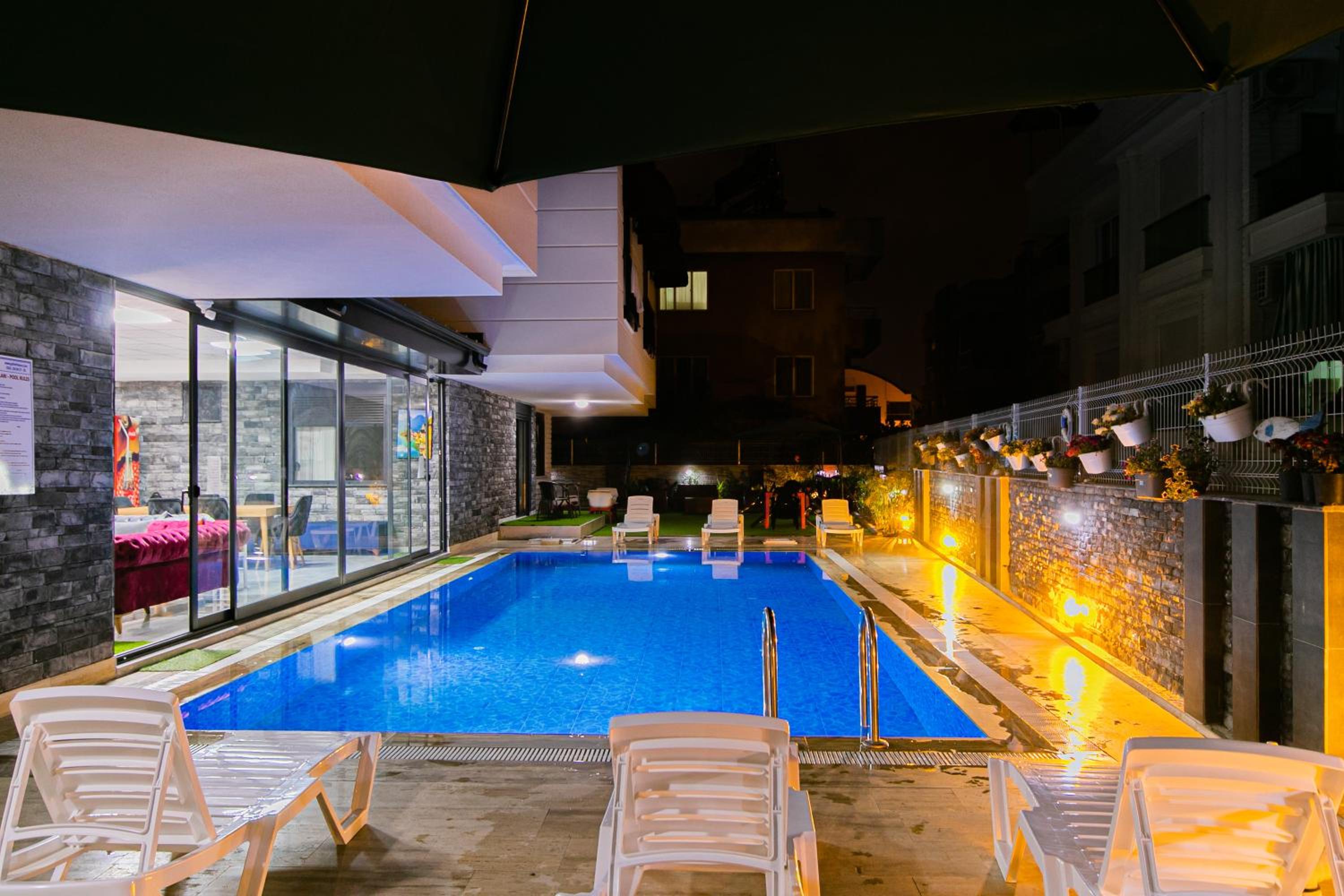 Oniks Comfort Suites - Image 39