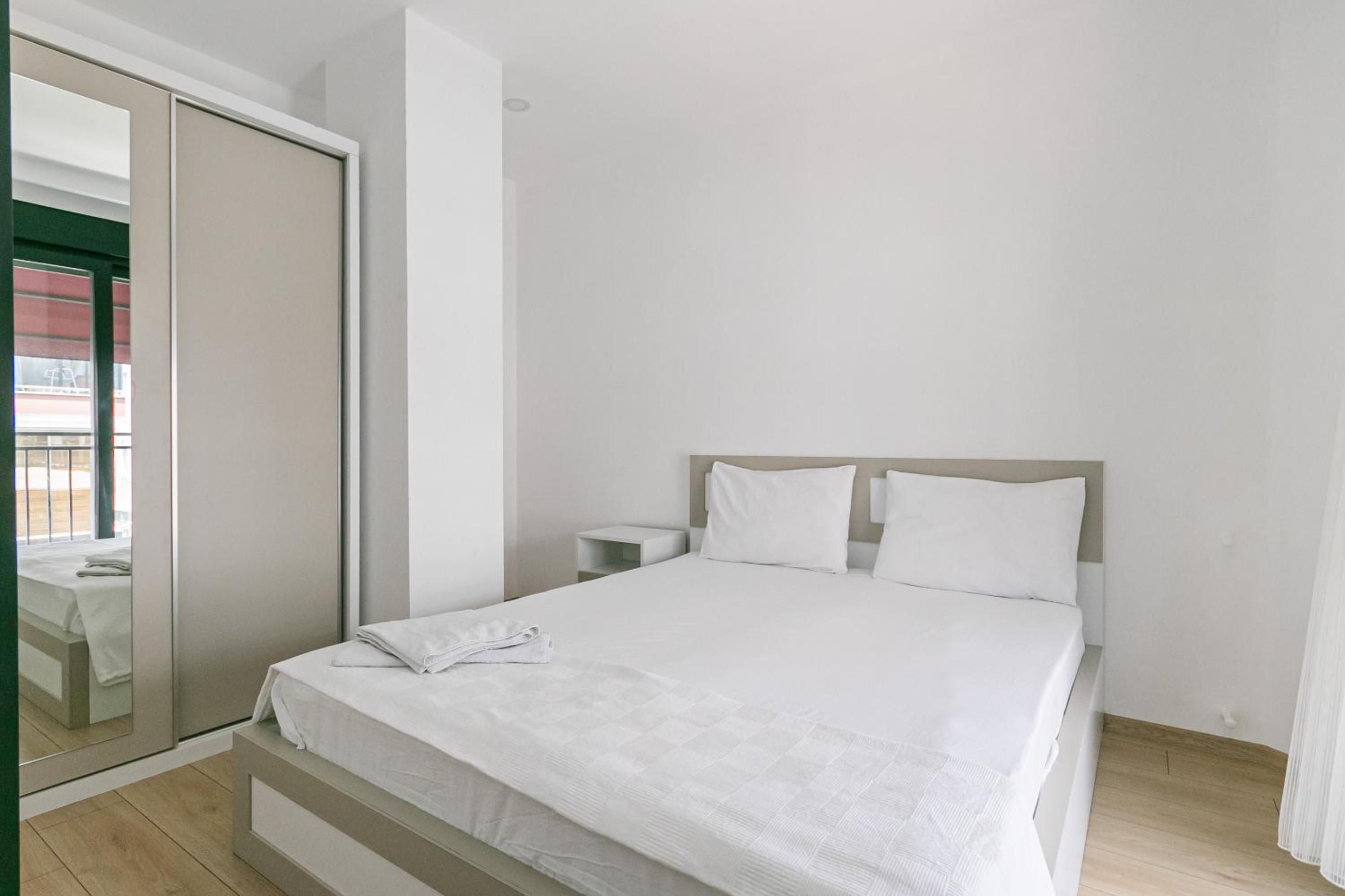 Oniks Comfort Suites - Image 58