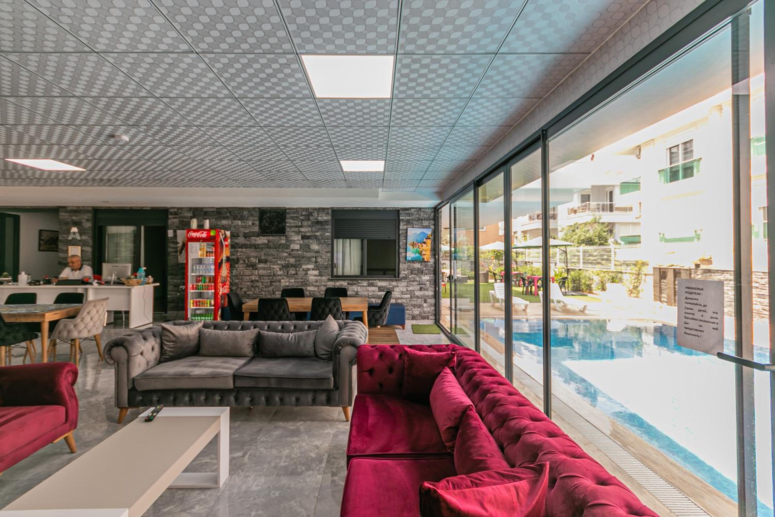 Oniks Comfort Suites - Image 61