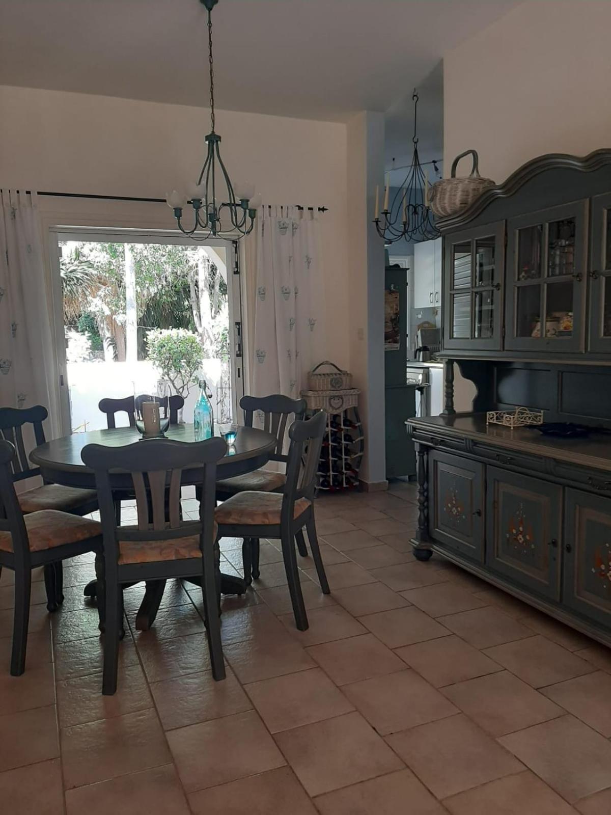 Limnaria Deluxe Maisonette