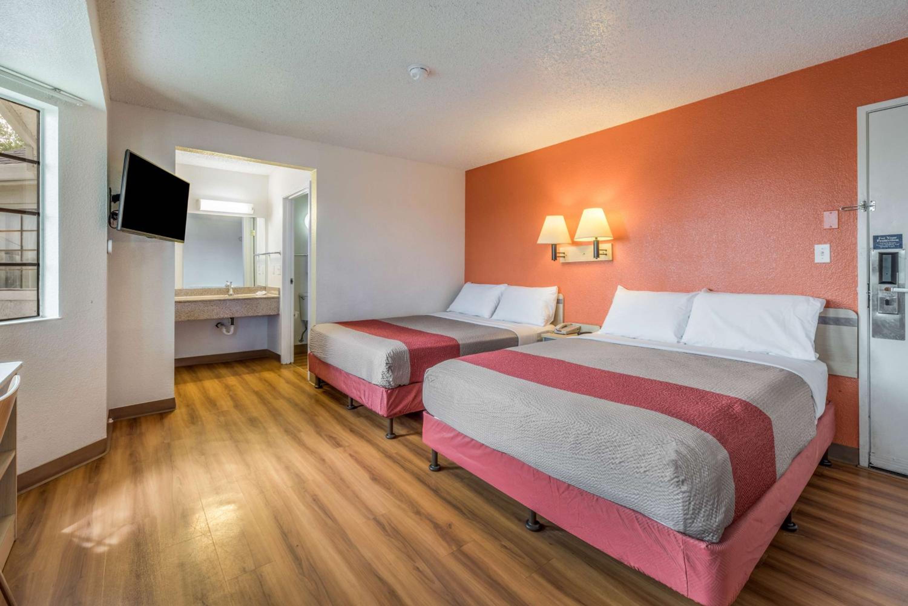 Fairfield Vacations - Motel 6-Fairfield, CA - North - Property Image 39