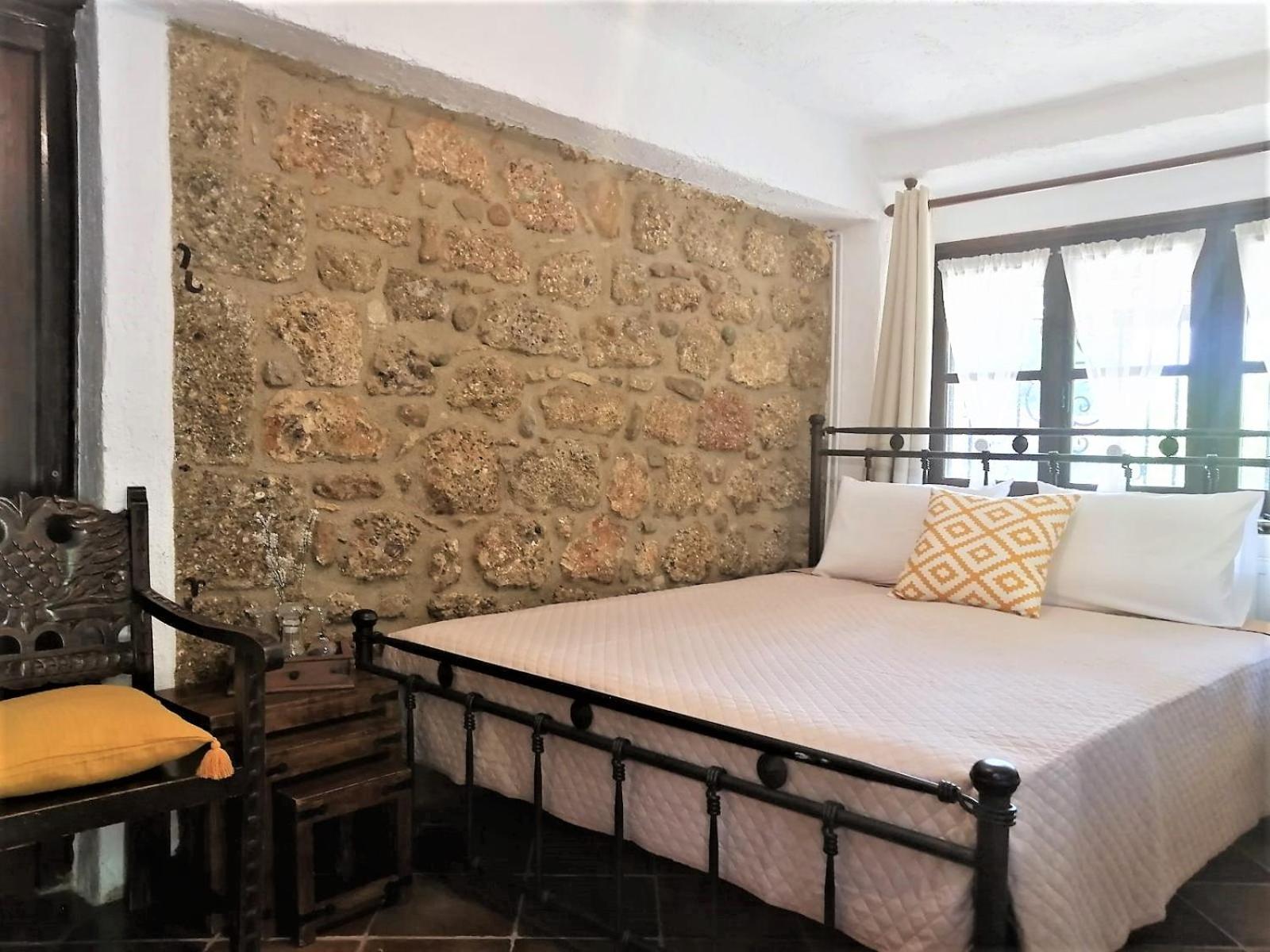 Ampelos Estate