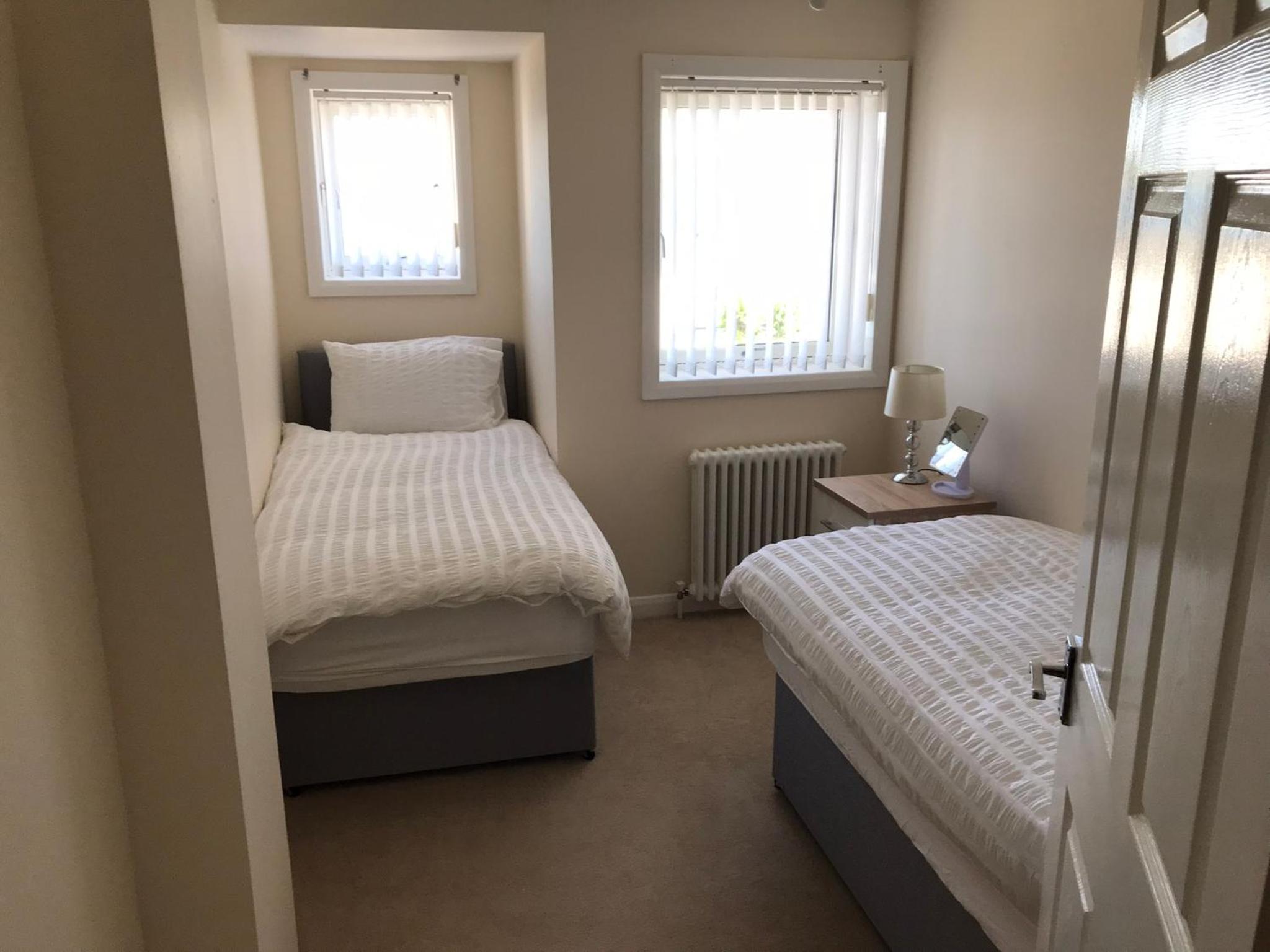 Beautiful 3-Bed Apartment in Gourock view 5