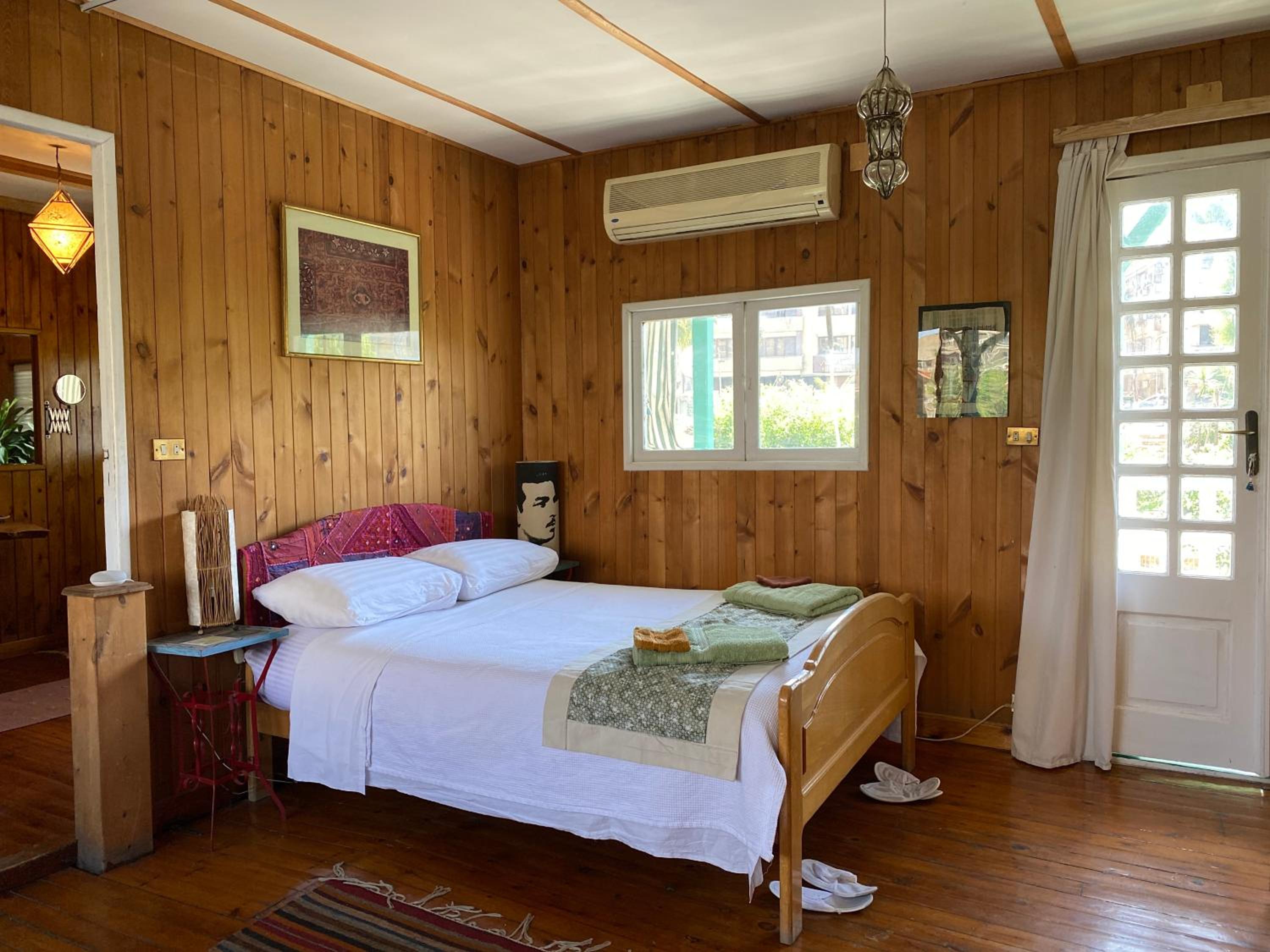 Houseboat65 - Historic home on the Nile - Central Cairo