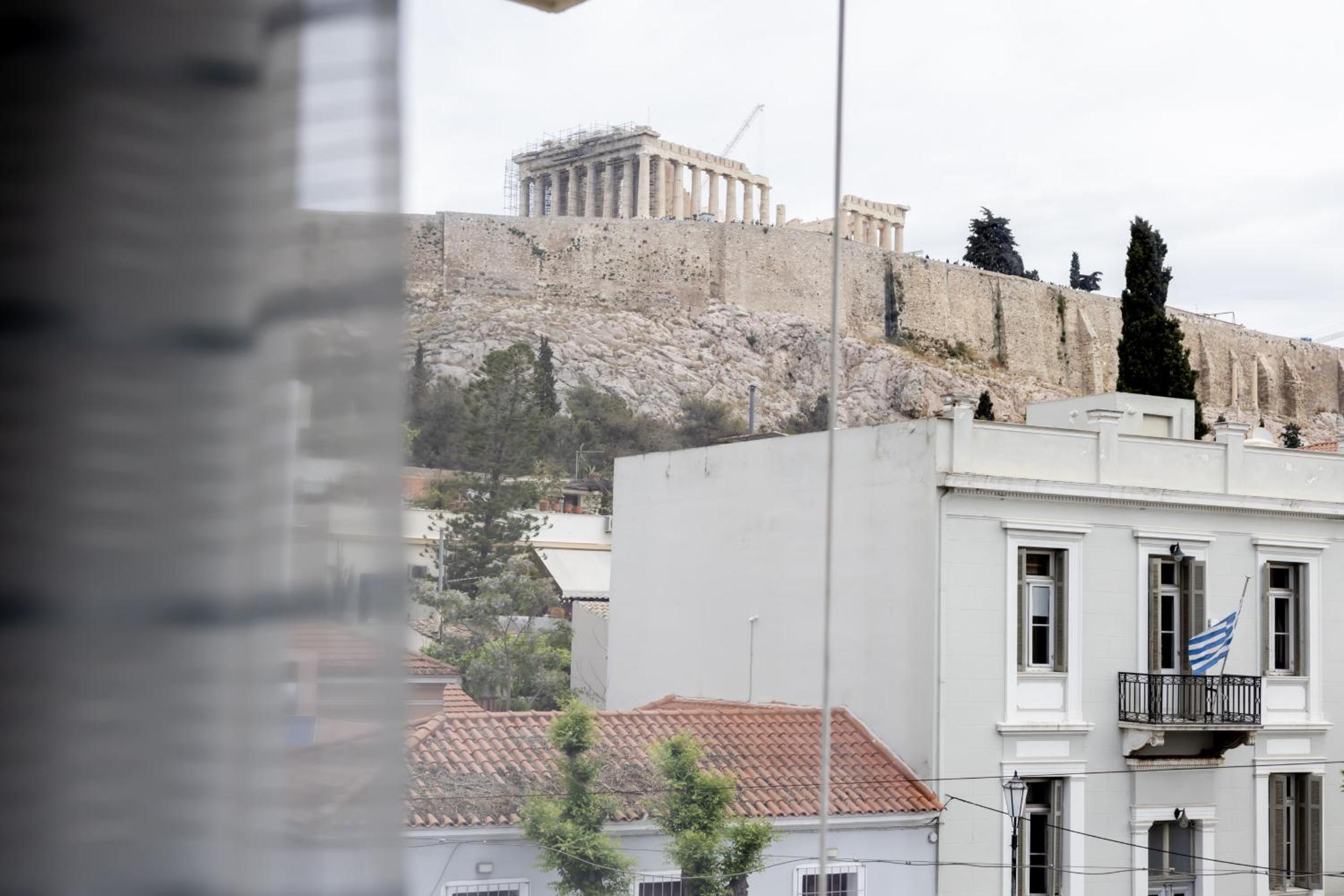 Deco Marble Apt with Acropolis view
