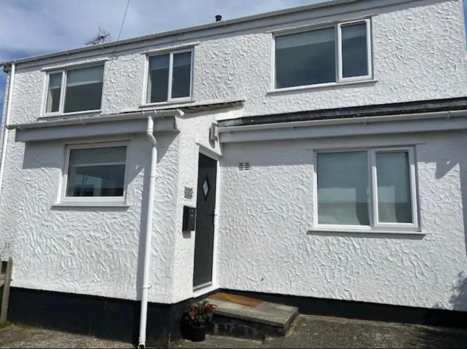 Isle of Anglesey Spacious Home