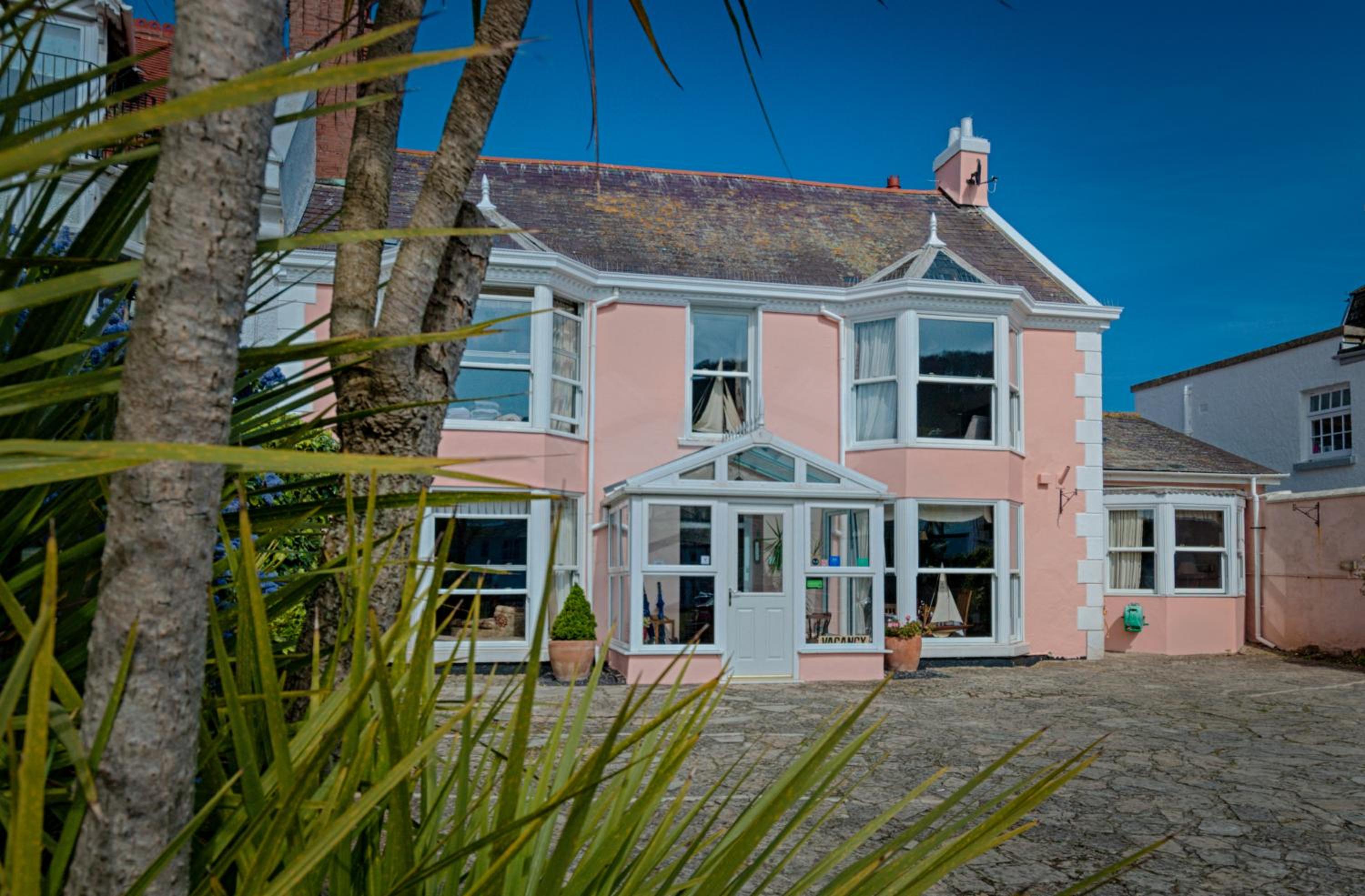 Potters Mooring Guest House view 3