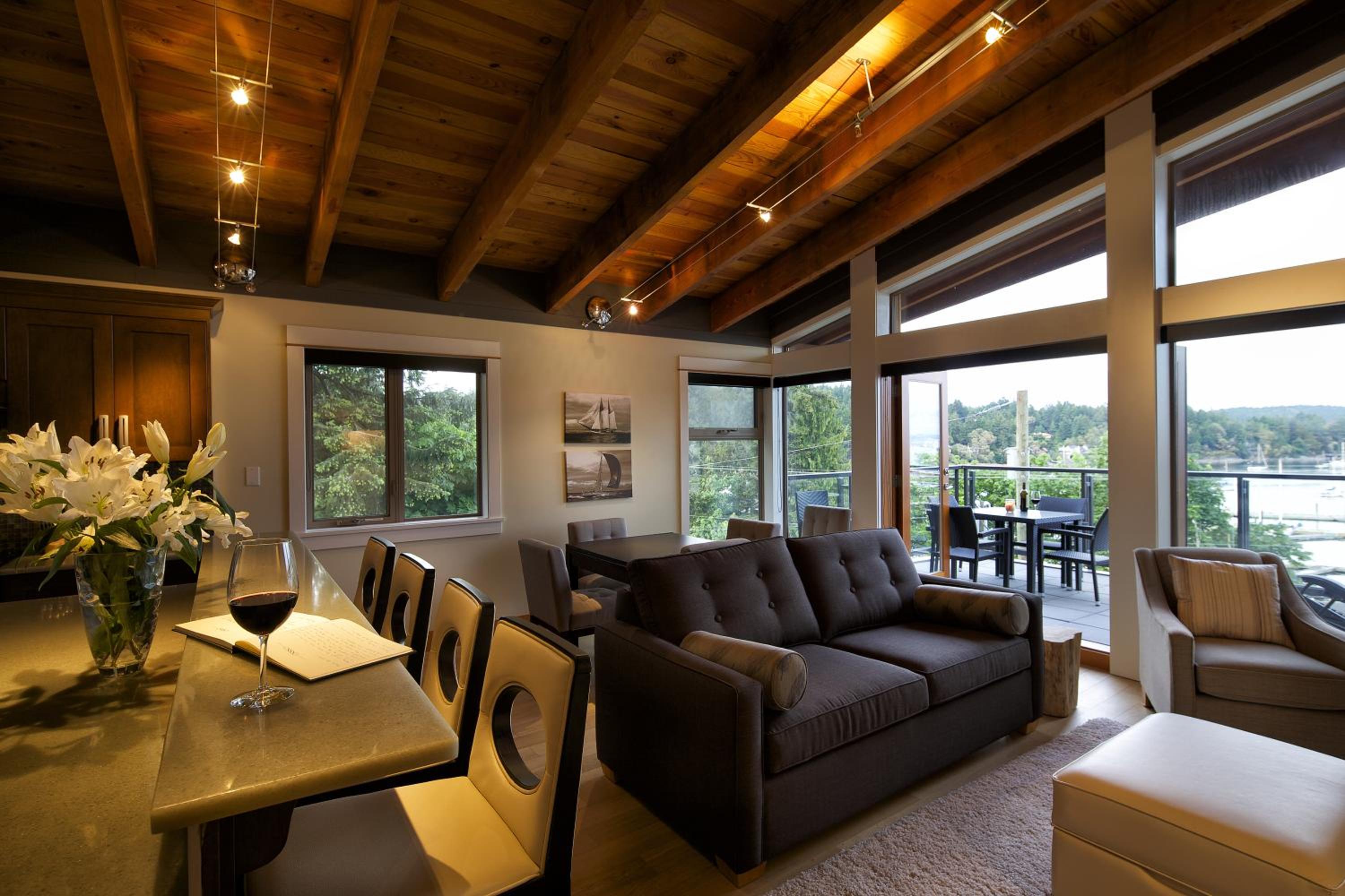 Mariner's Loft - Salt Spring Island