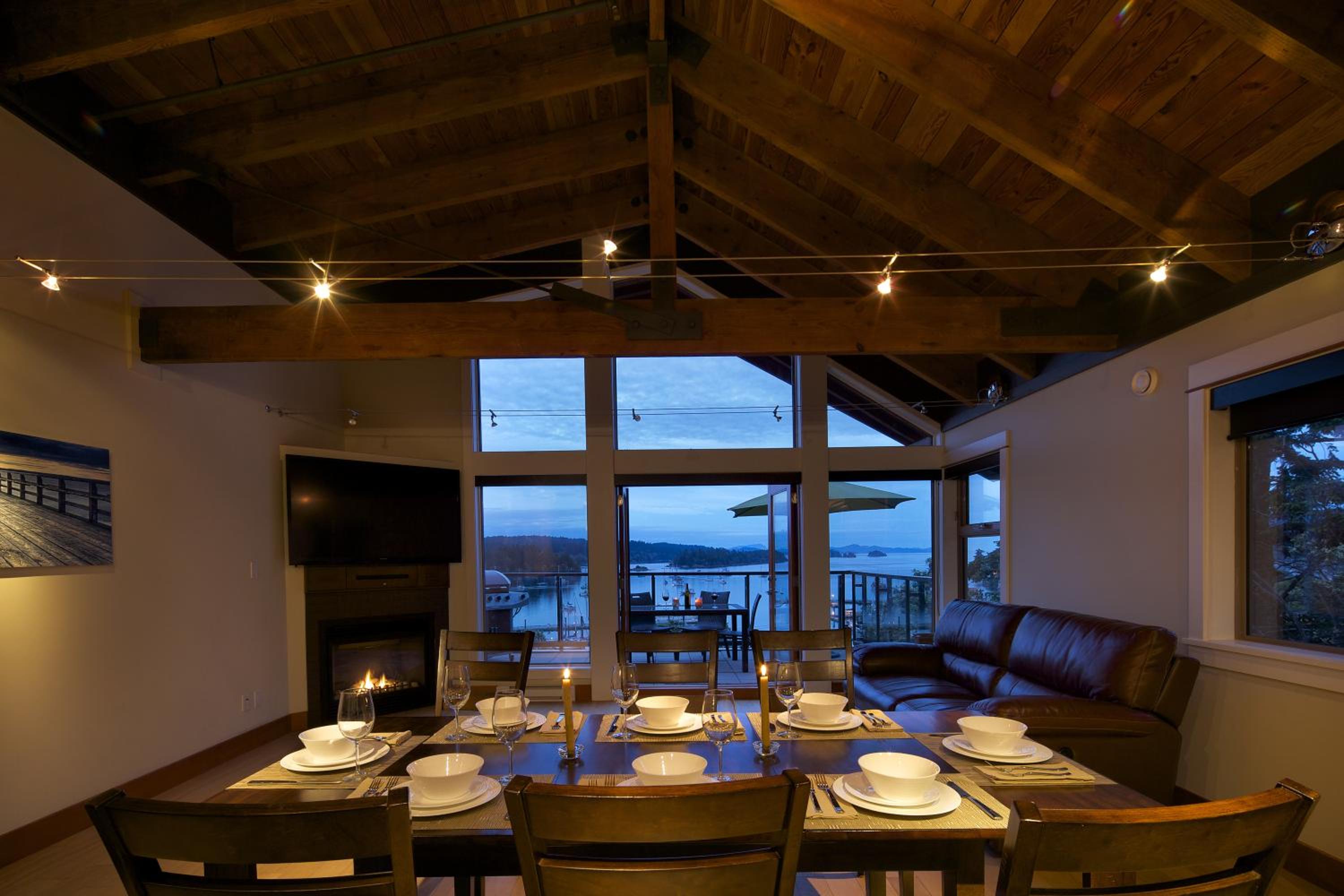 Mariner's Loft - Salt Spring Island