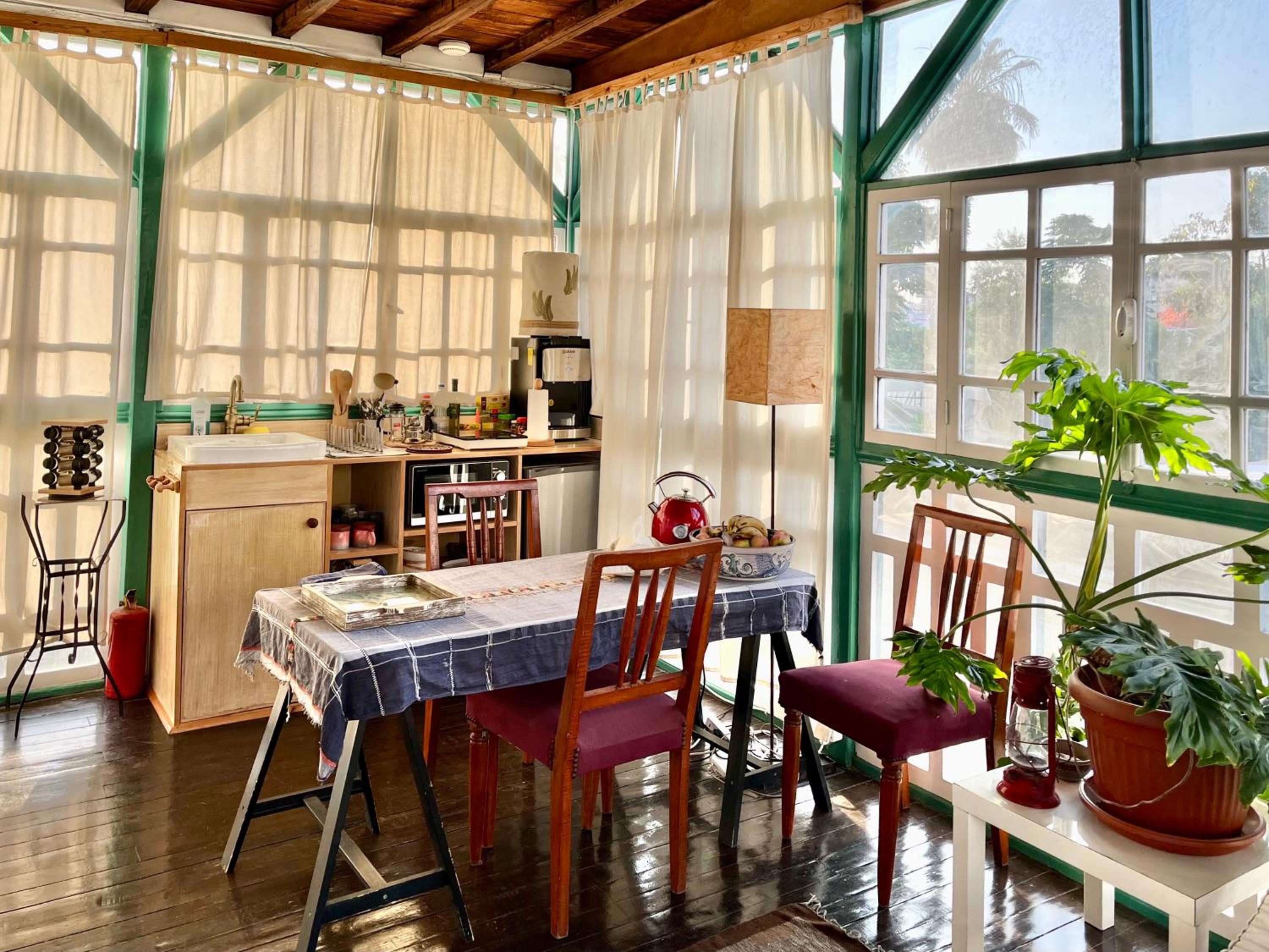 Houseboat65 - Historic home on the Nile - Central Cairo