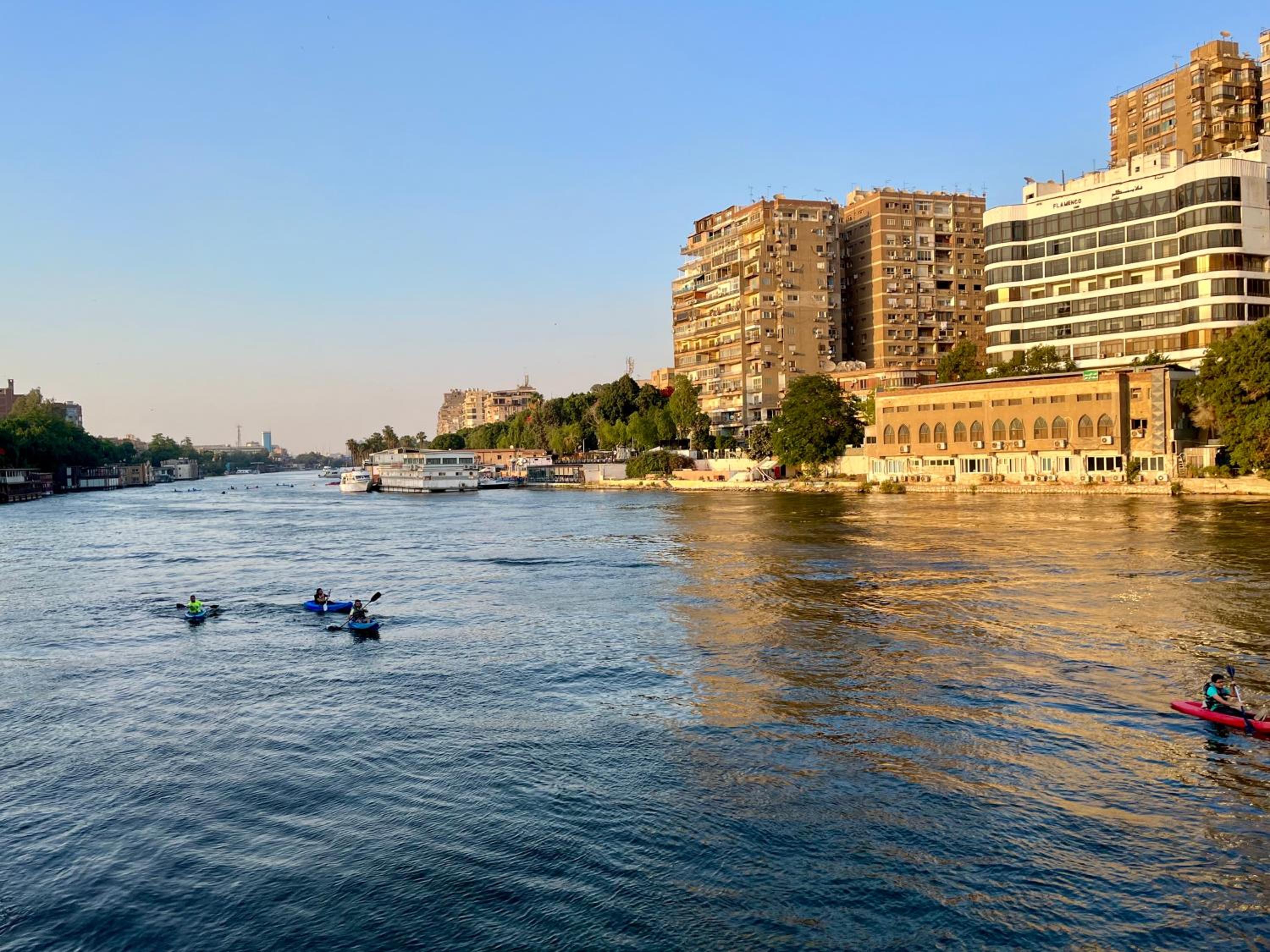 Houseboat65 - Historic home on the Nile - Central Cairo