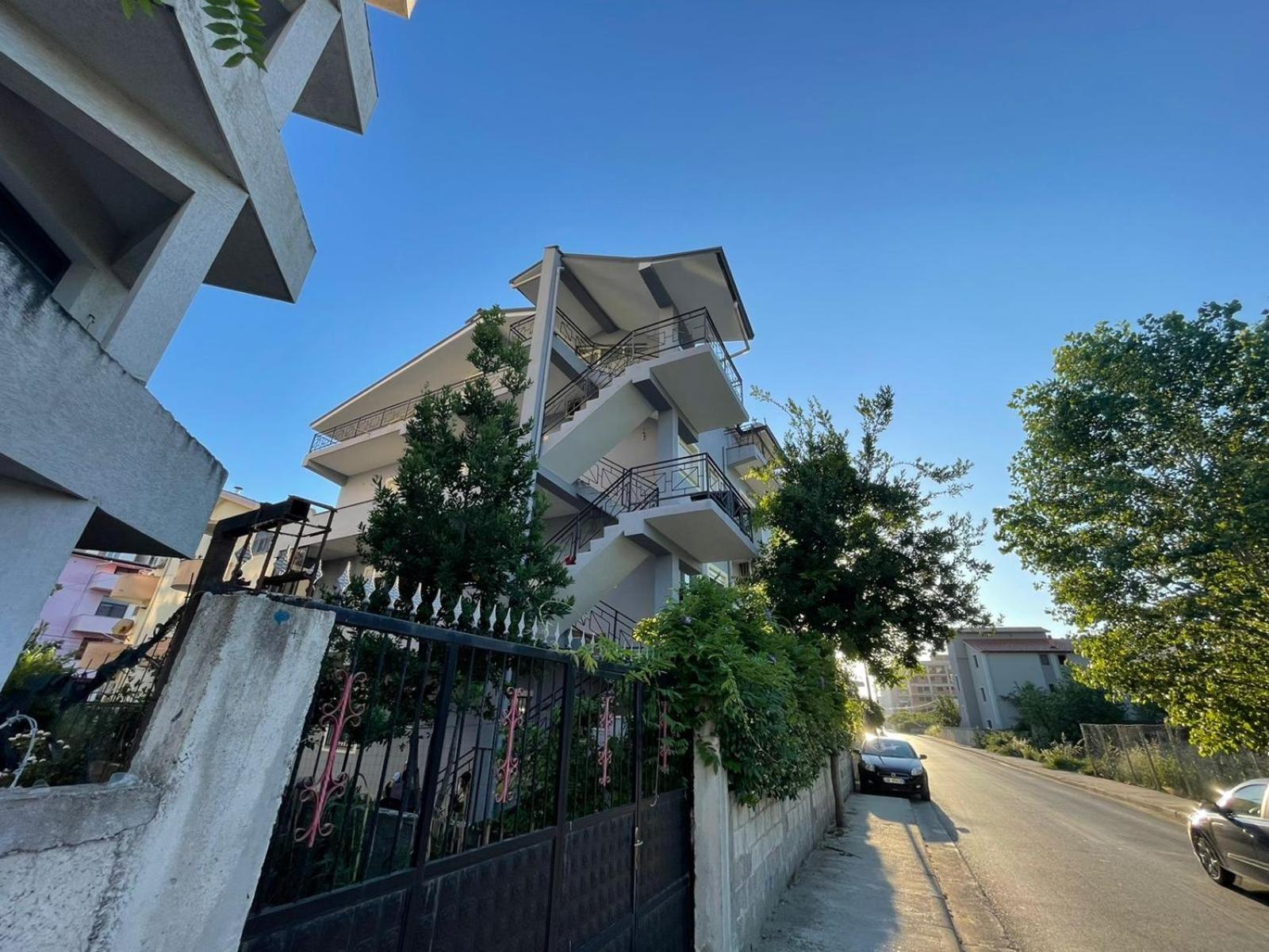 Vivo Apartment