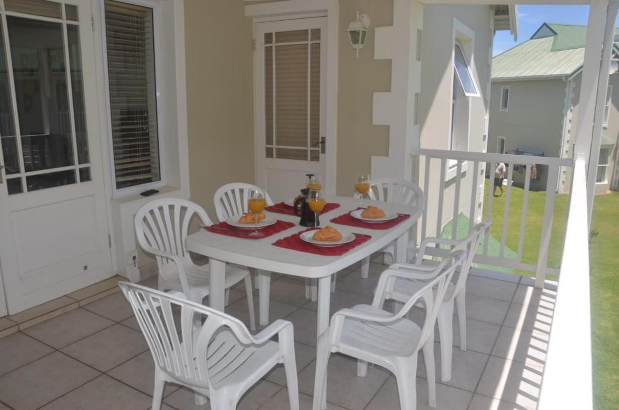 Riverclub Villas