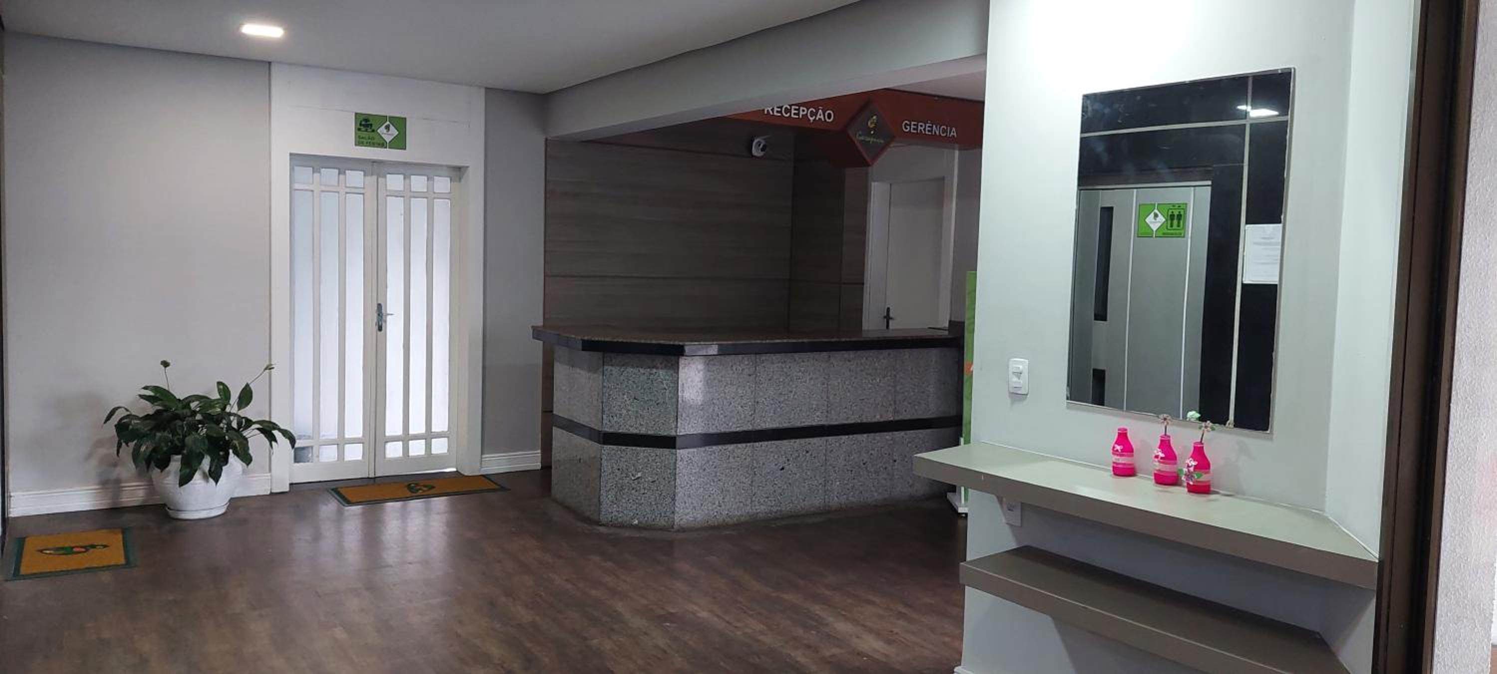 Apartamento Guarapuvu com piscina
