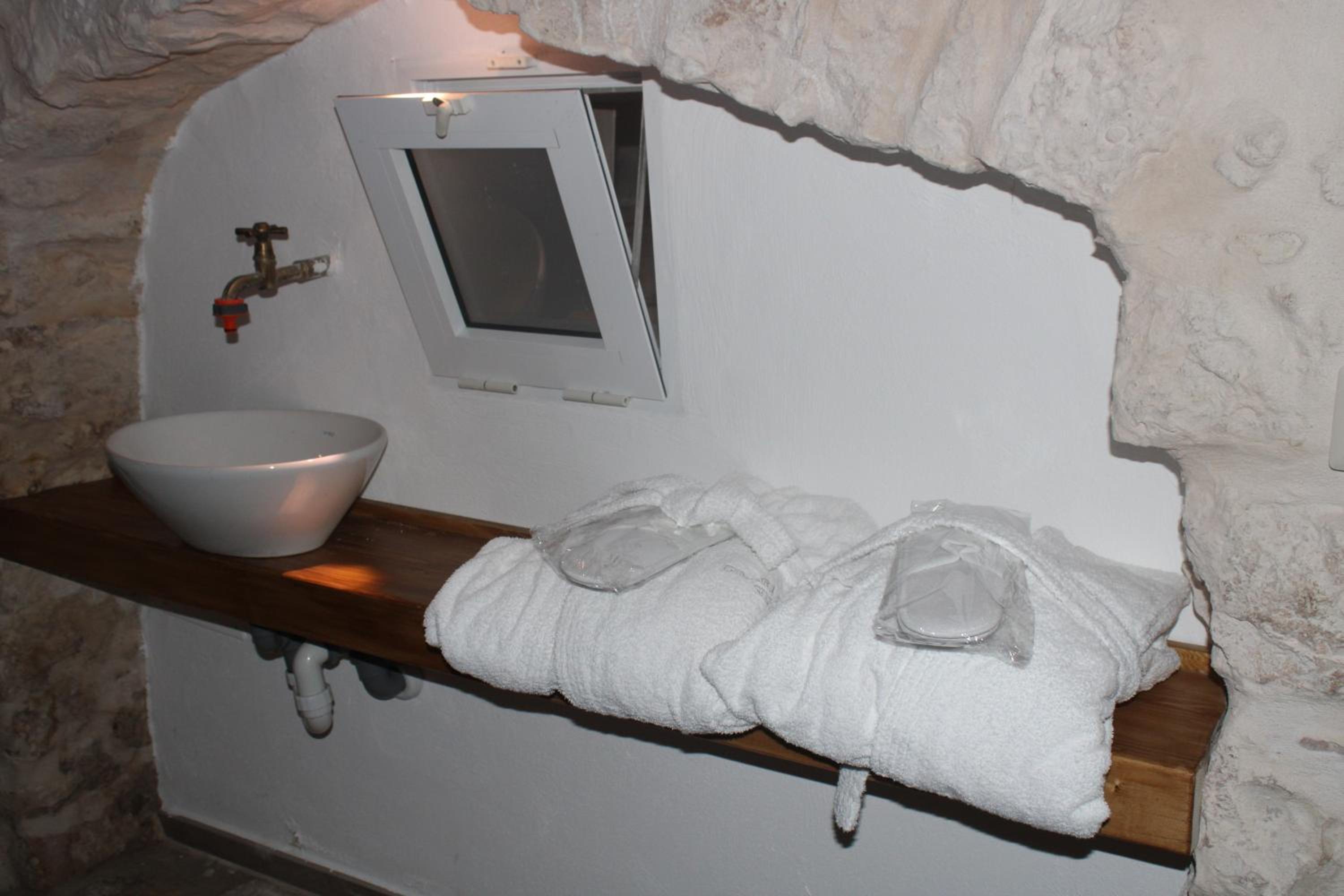 Photo 47