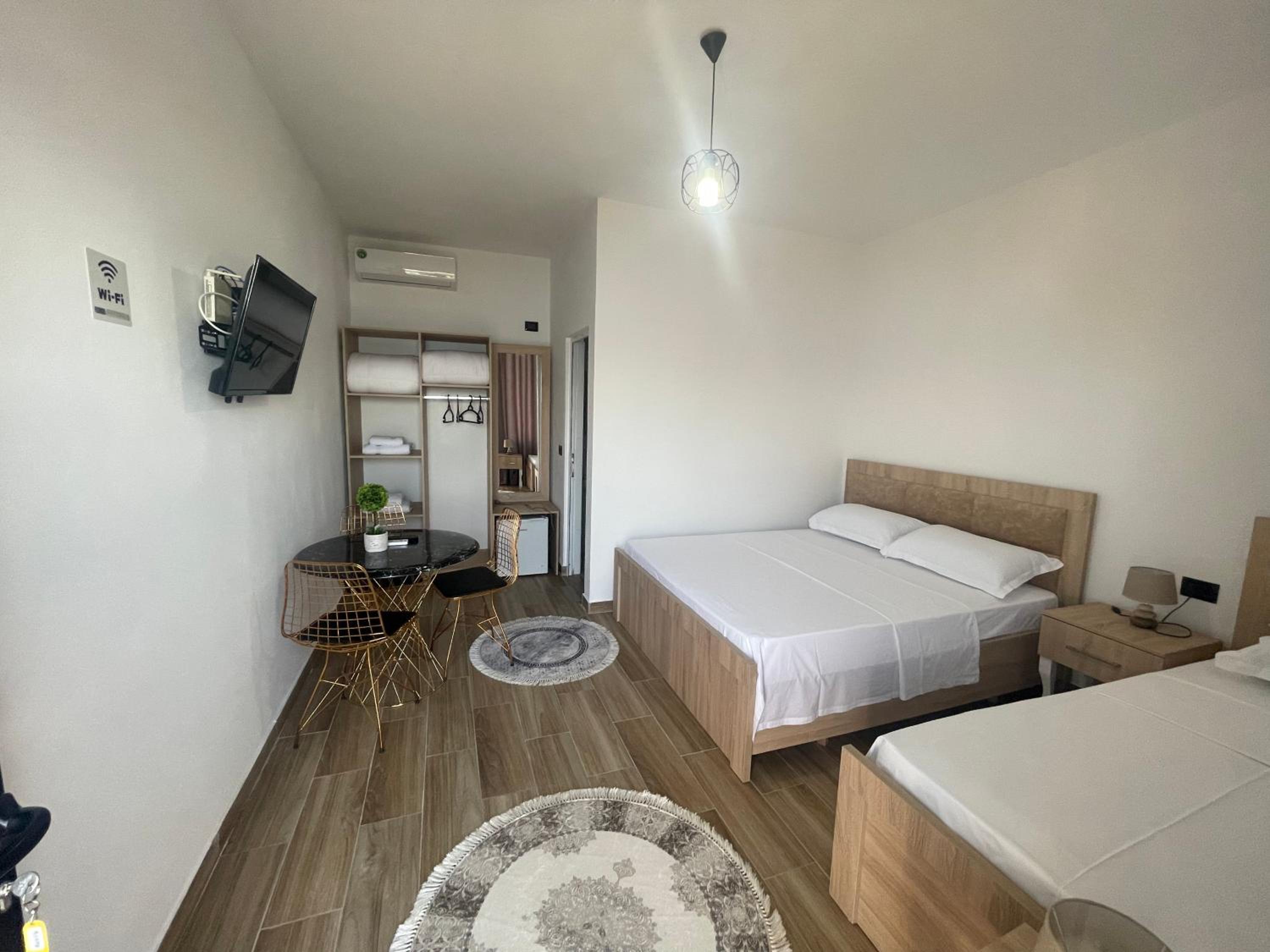 four generation hotel