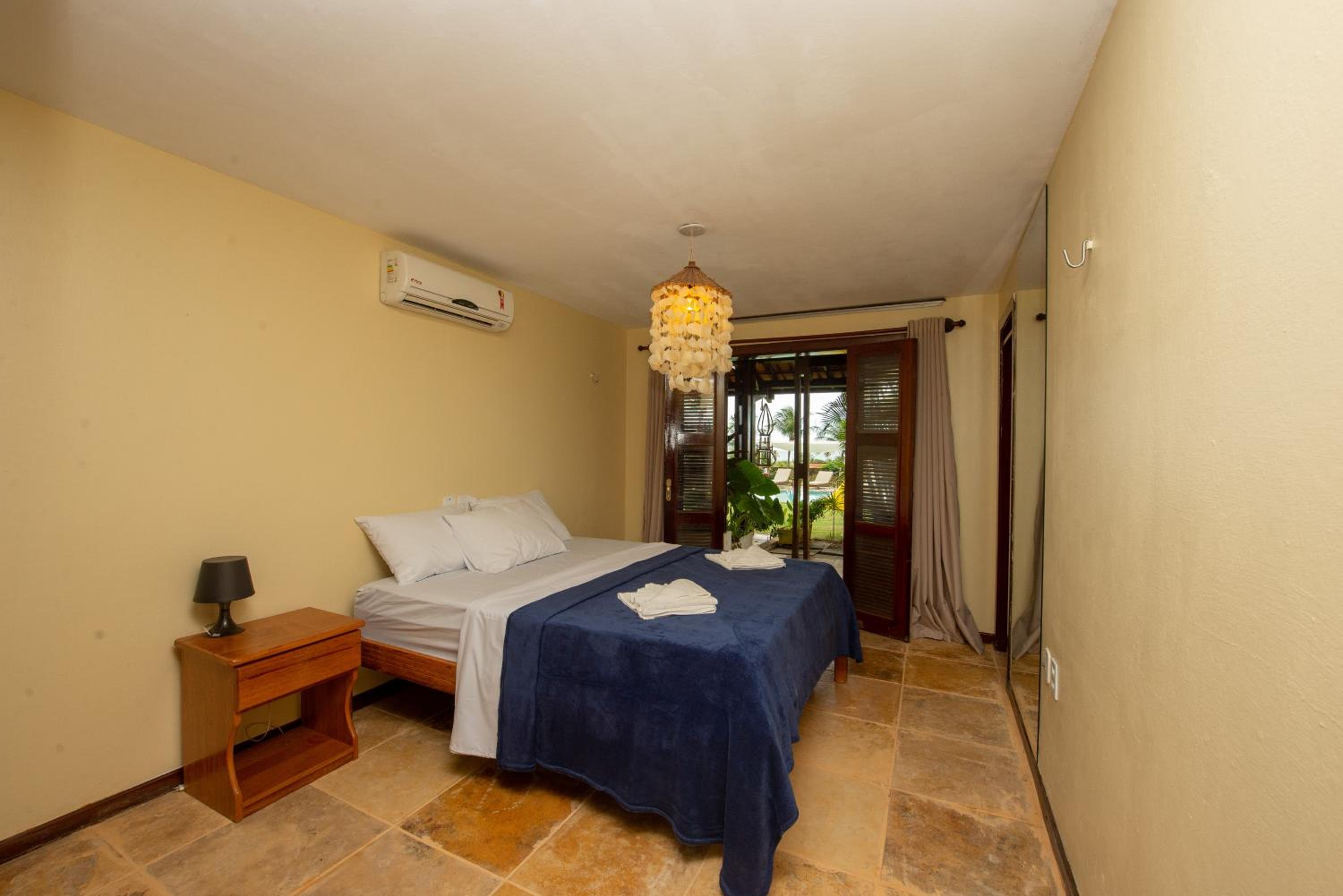 A Villa 8 suites 30 pessoas