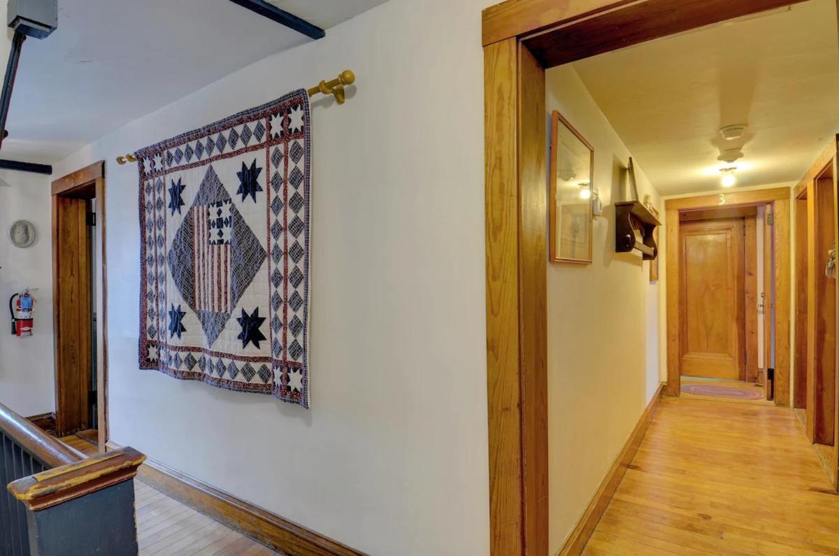 Melville House Newport view 5