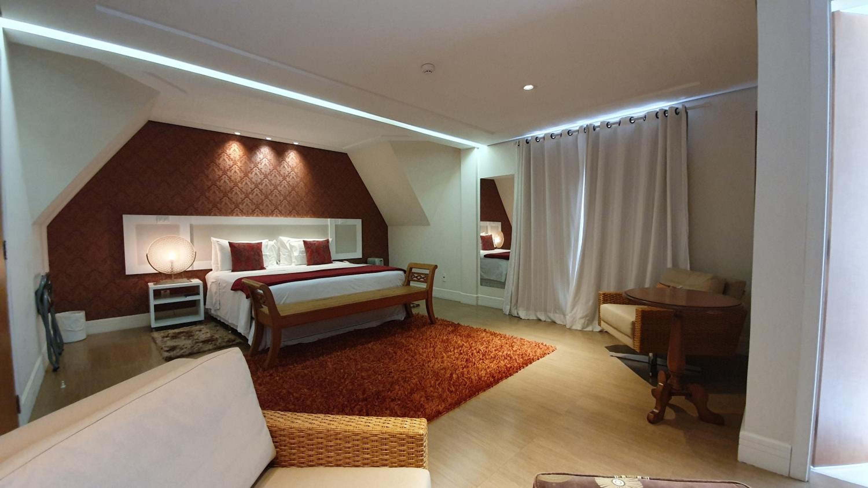 Pousada Annecy - CAPIVARI Fácil acesso ao centrinho e Baden Bar